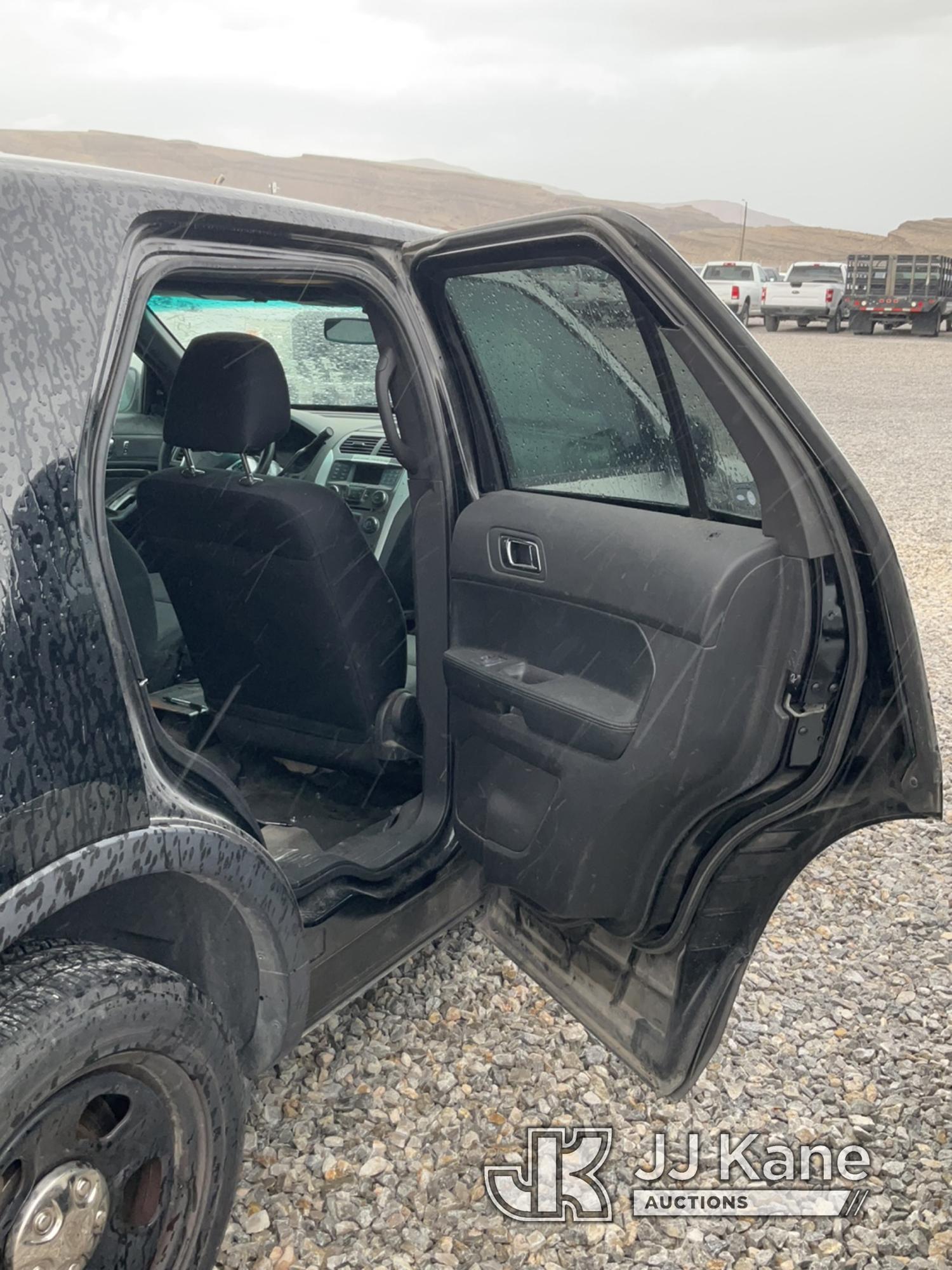 (Las Vegas, NV) 2014 Ford Explorer AWD Police Interceptor Wrecked, Missing Parts, Towed In Jump To S