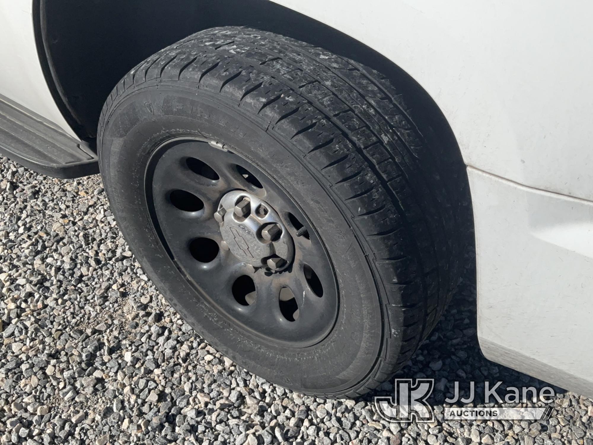 (Las Vegas, NV) 2008 Chevrolet Tahoe Police Package Interior Damage, No Console, Rear Seats Unsecure