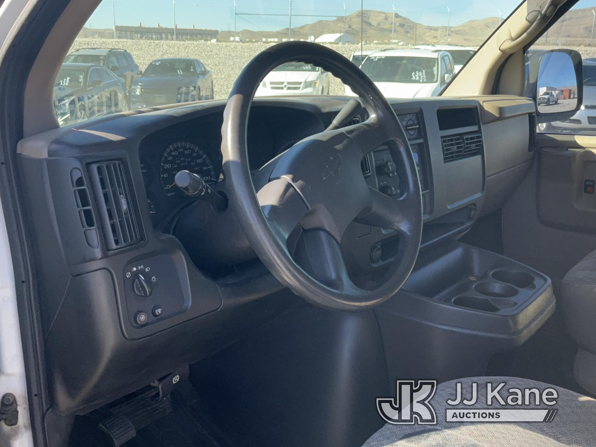 (Las Vegas, NV) 2007 Chevrolet Express G2500 Cargo Van, Body Damage Runs & Moves