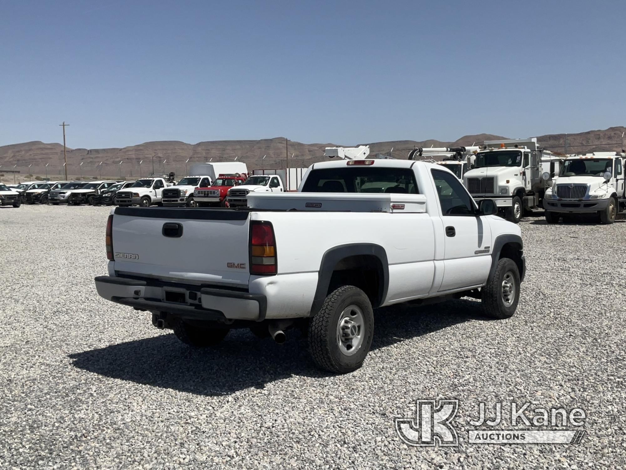 (Las Vegas, NV) 2006 GMC 2500 HD Body Damage, No Console Check Engine Light On, Runs & Moves