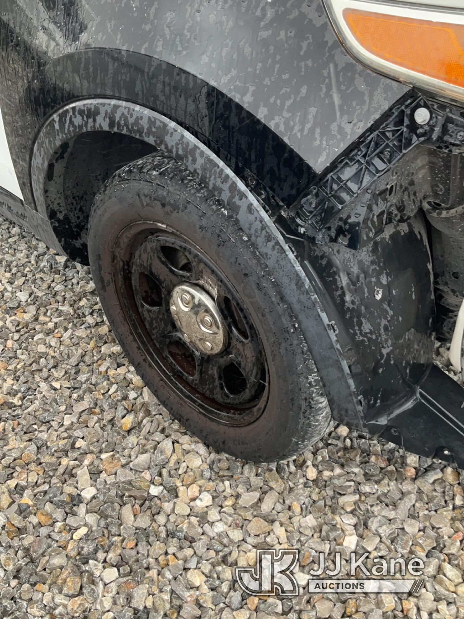 (Las Vegas, NV) 2014 Ford Explorer AWD Police Interceptor Wrecked, Missing Parts, Towed In Jump To S