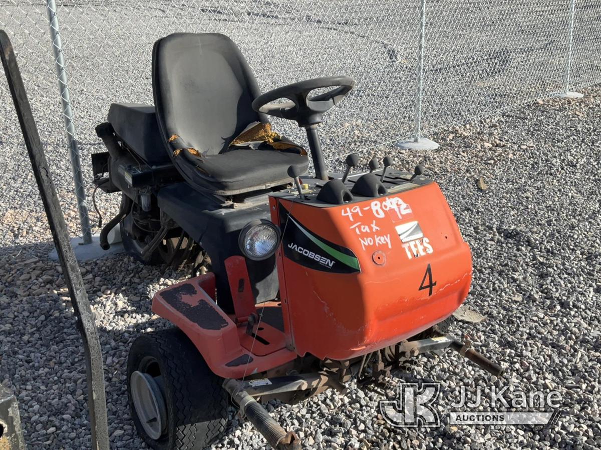 (Las Vegas, NV) Mower Parts Taxable NOTE: This unit is being sold AS IS/WHERE IS via Timed Auction a