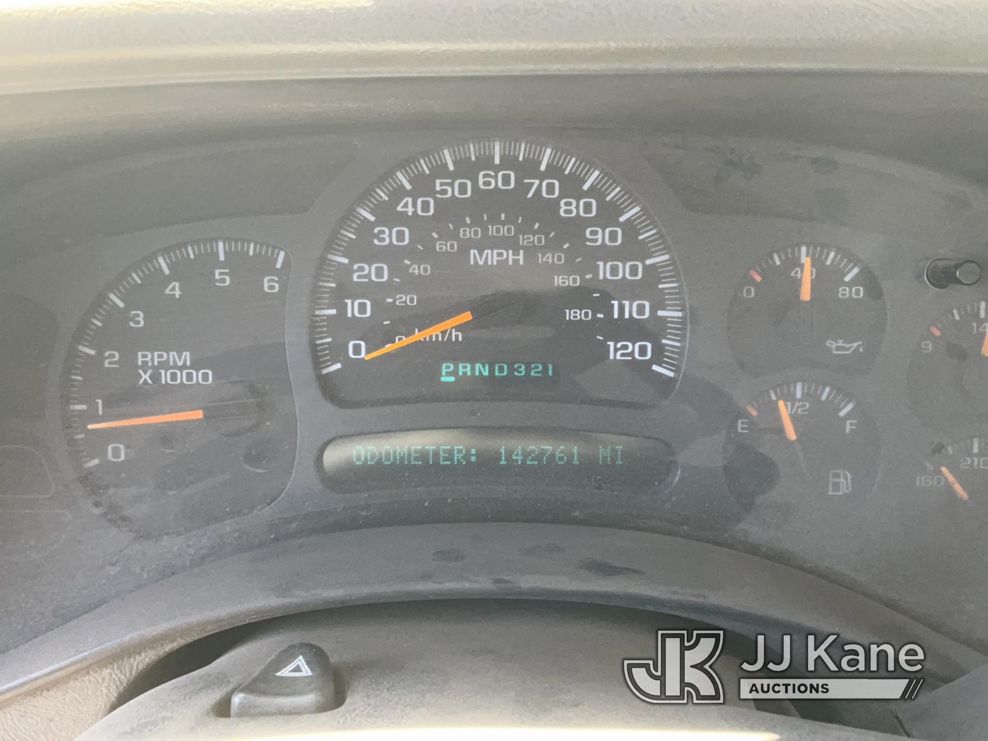 (South Beloit, IL) 2003 Chevrolet Silverado 1500 4x4 Extended-Cab Pickup Truck Runs, Moves, Rust Dam