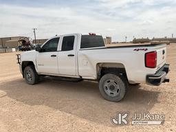 (Midland, TX) 2018 Chevrolet Silverado 2500HD 4x4 Extended-Cab Pickup Truck Runs & Moves) (Jump To S