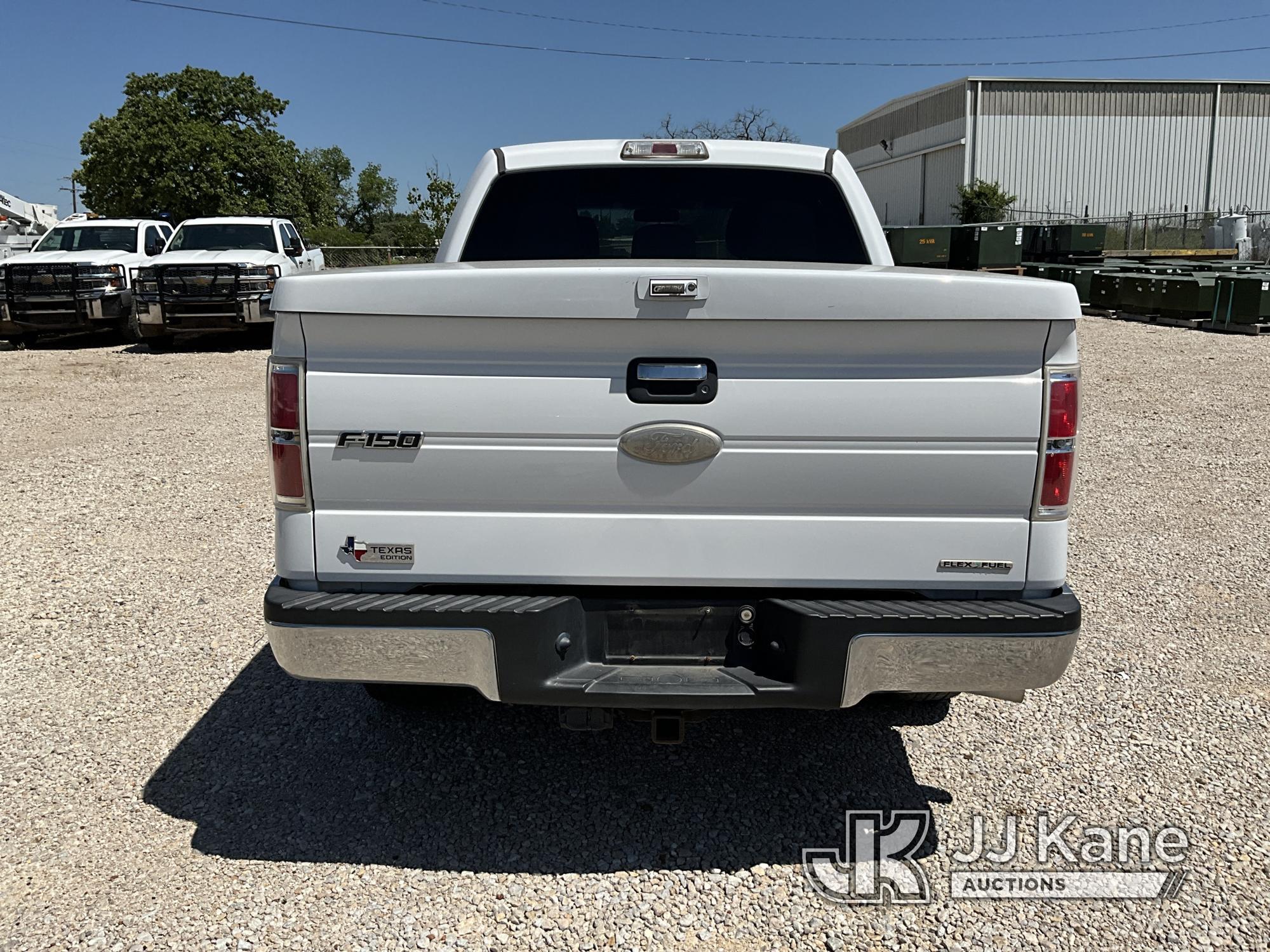 (Azle, TX) 2011 Ford F150 Crew-Cab Pickup Truck Runs & Moves) (Cooperative owned