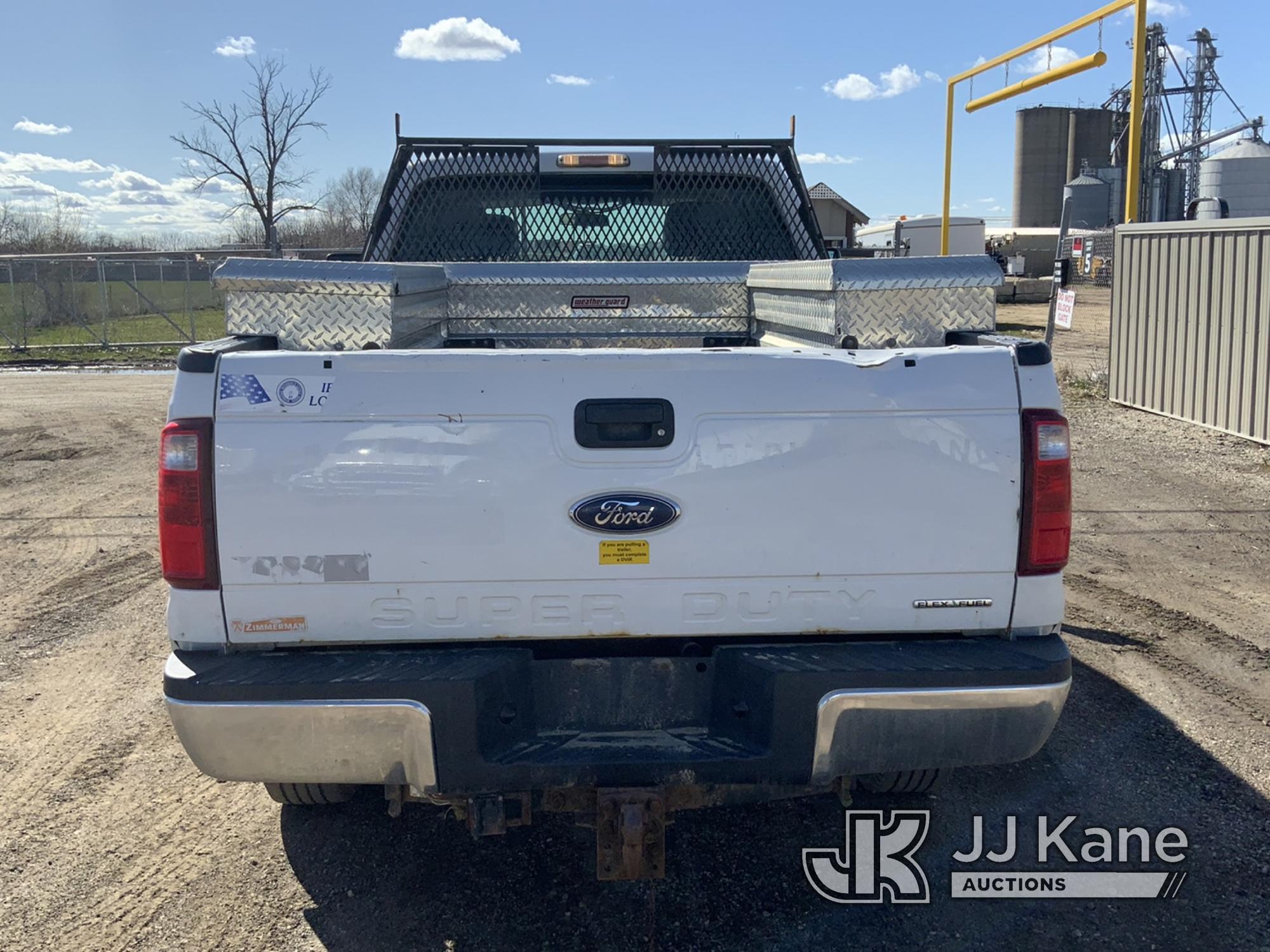 (South Beloit, IL) 2013 Ford F250 4x4 Extended-Cab Pickup Truck Runs & Moves) (Body Damage, Rust Dam