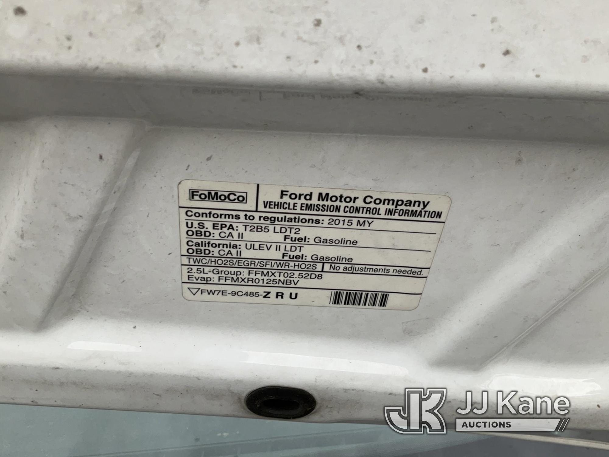 (Hawk Point, MO) 2015 Ford Transit Connect Cargo Van Runs & Not Movable) (Front Drivers Side Steerin