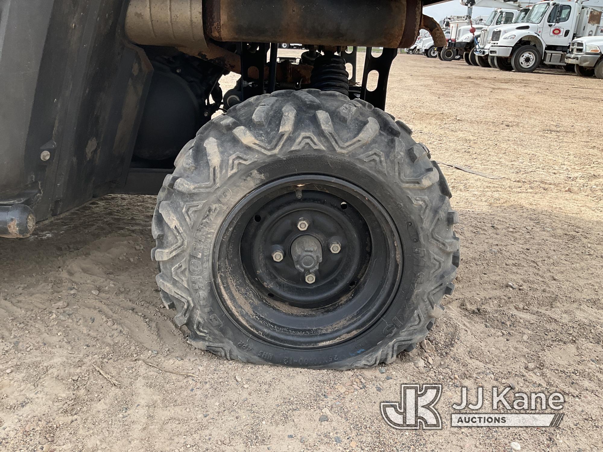 (Shakopee, MN) 2015 Yamaha Viking All-Terrain Vehicle, Seller States: Needs new tires, brake work an