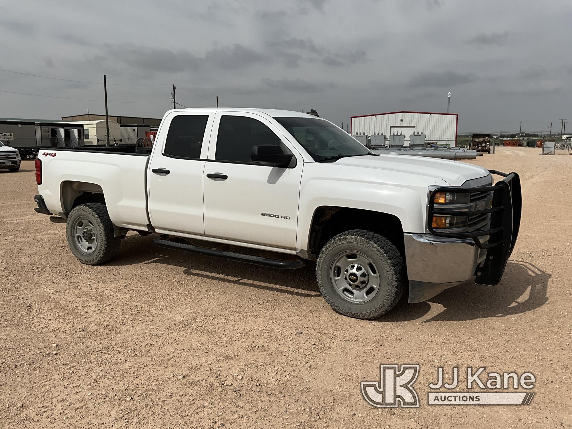 (Midland, TX) 2018 Chevrolet Silverado 2500HD 4x4 Extended-Cab Pickup Truck Runs & Moves) (Jump To S