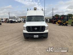 (Waxahachie, TX) 2014 Nissan NV Cargo Van Runs & Moves) (Cracked Windshield,