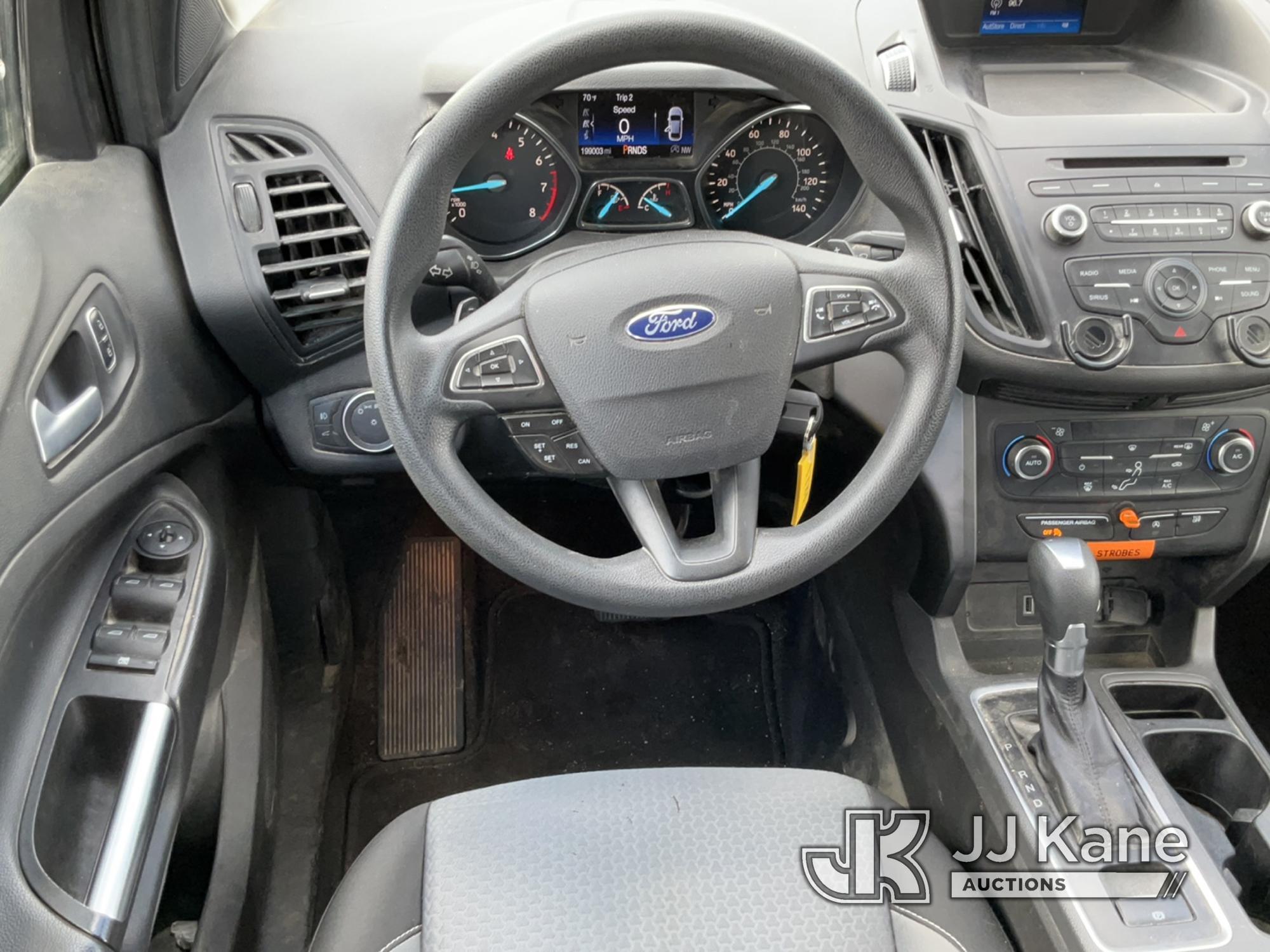 (South Beloit, IL) 2017 Ford Escape 4x4 4-Door Sport Utility Vehicle Runs & Moves