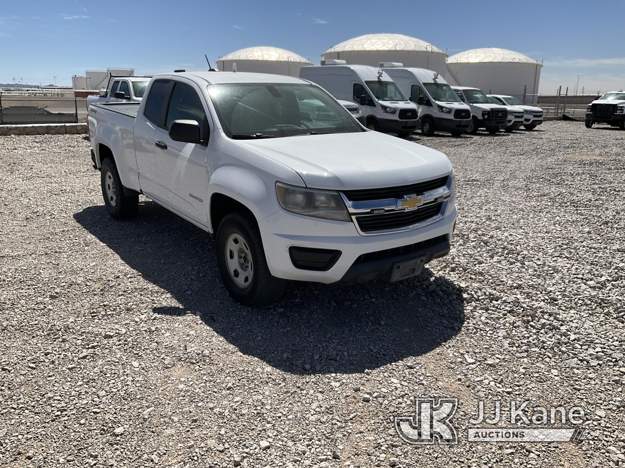 (El Paso, TX) 2016 Chevrolet Colorado 4x4 Extended-Cab Pickup Truck Runs & Moves) (Check Engine Ligh