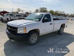 (Hawk Point, MO) 2010 Chevrolet Silverado 1500 Pickup Truck Runs & Moves) (Rust & Paint Damage