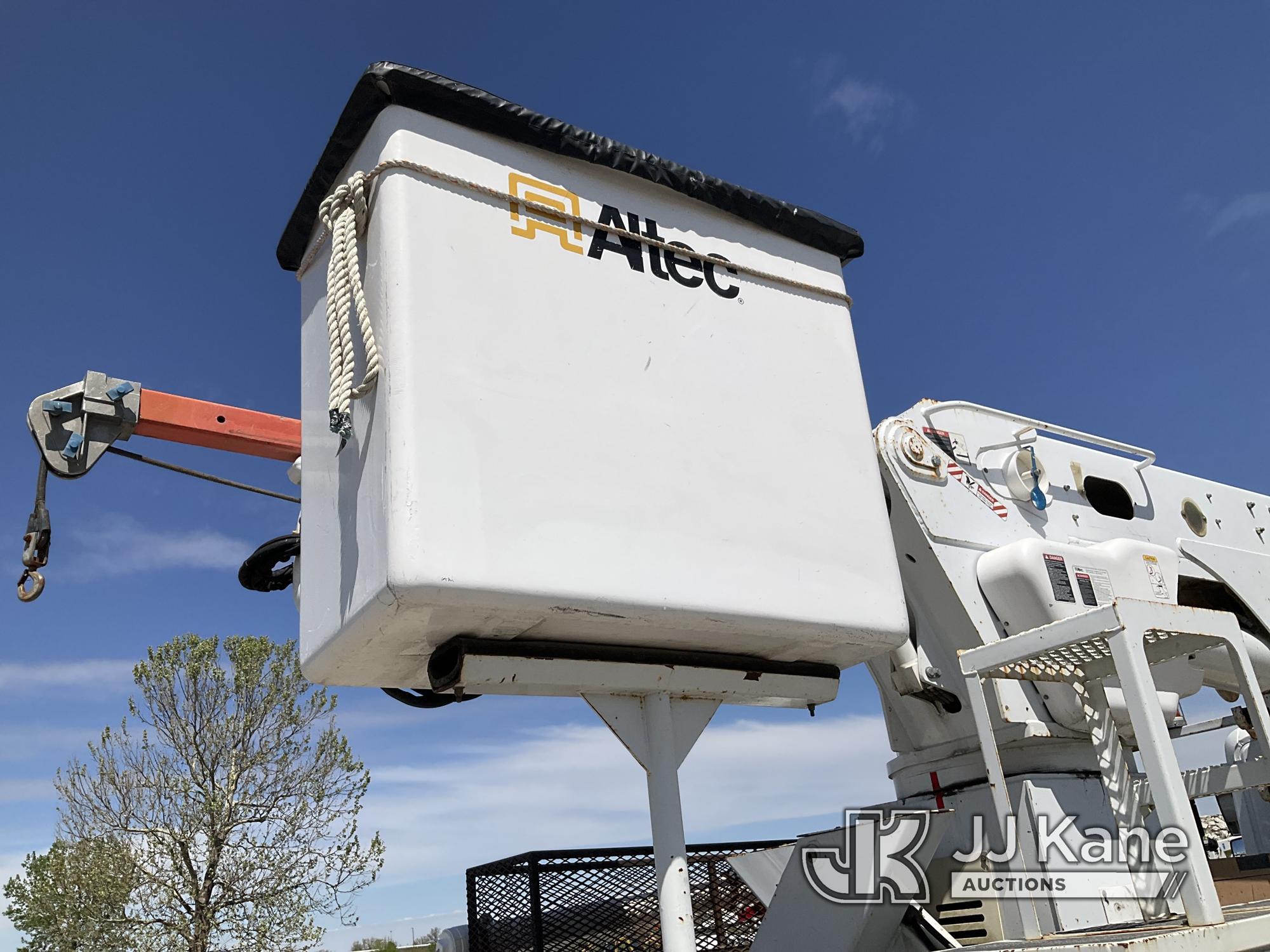 (Kansas City, MO) Altec AM55E-MH, Over-Center Material Handling Bucket Truck rear mounted on 2014 In