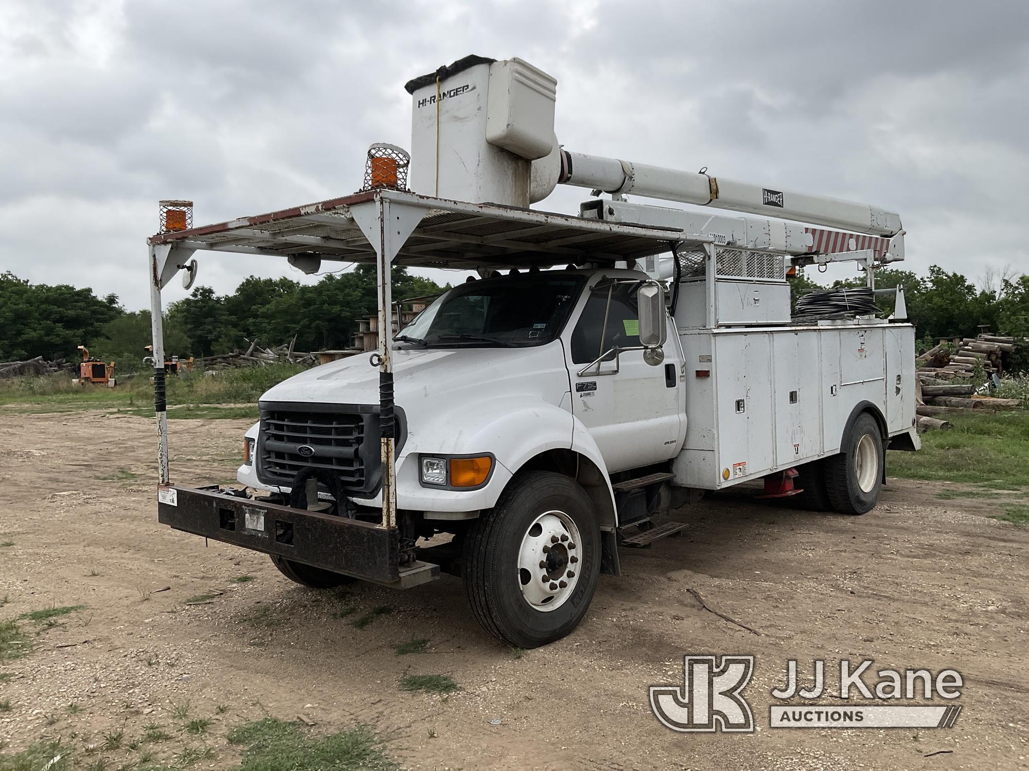 (San Antonio, TX) HiRanger 5FC-55, Bucket mounted behind cab on 2002 Ford F750 Utility Truck Runs, M