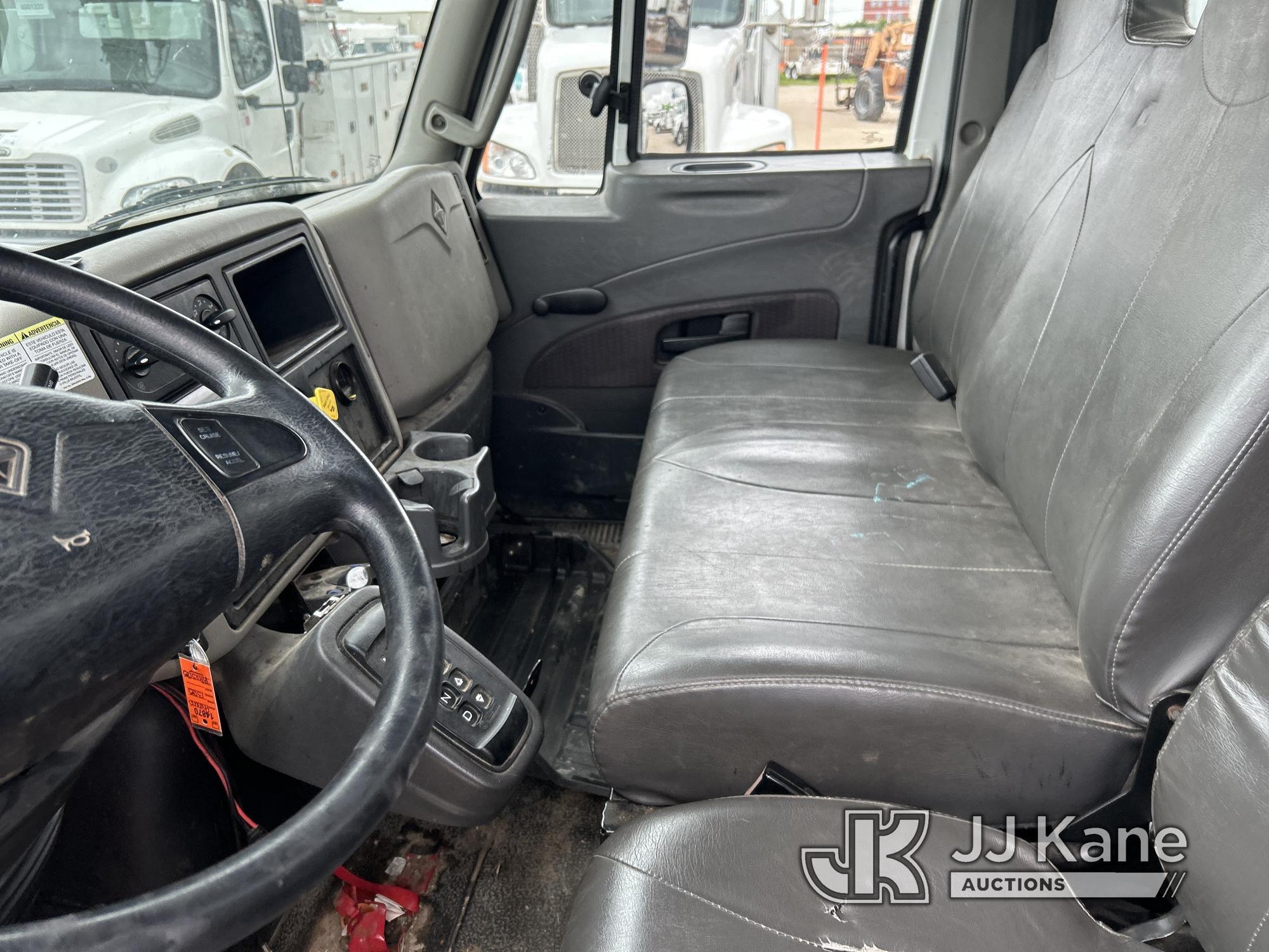 (Waxahachie, TX) HiRanger TC55-MH, Material Handling Bucket rear mounted on 2019 International 4300