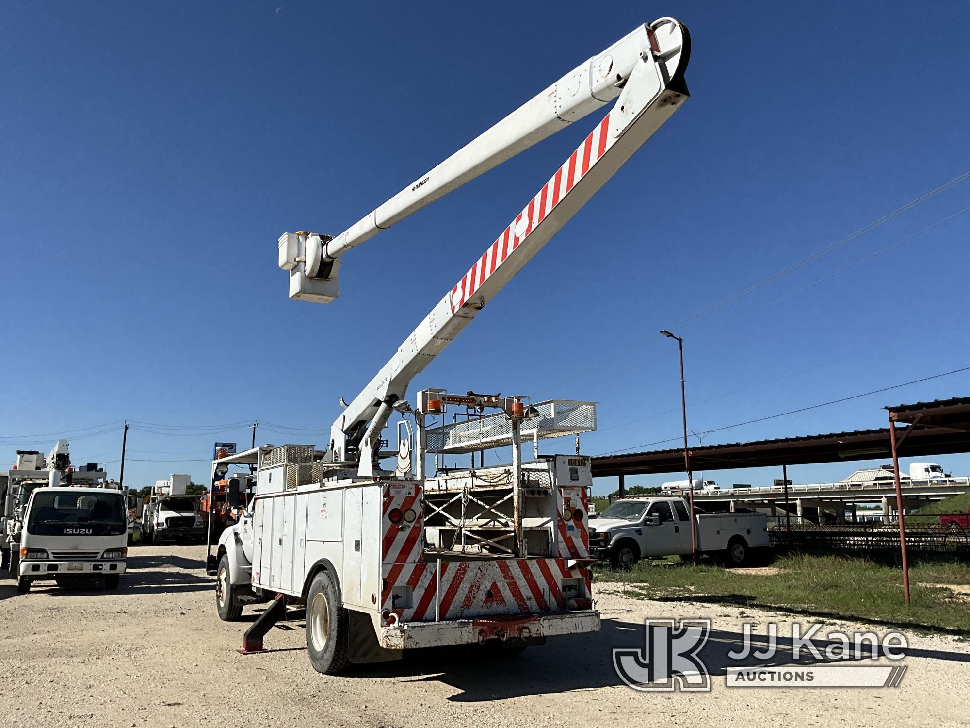 (San Antonio, TX) Terex/Telelect HiRanger 5FC-55, Bucket mounted behind cab on 2002 Ford F750 Utilit