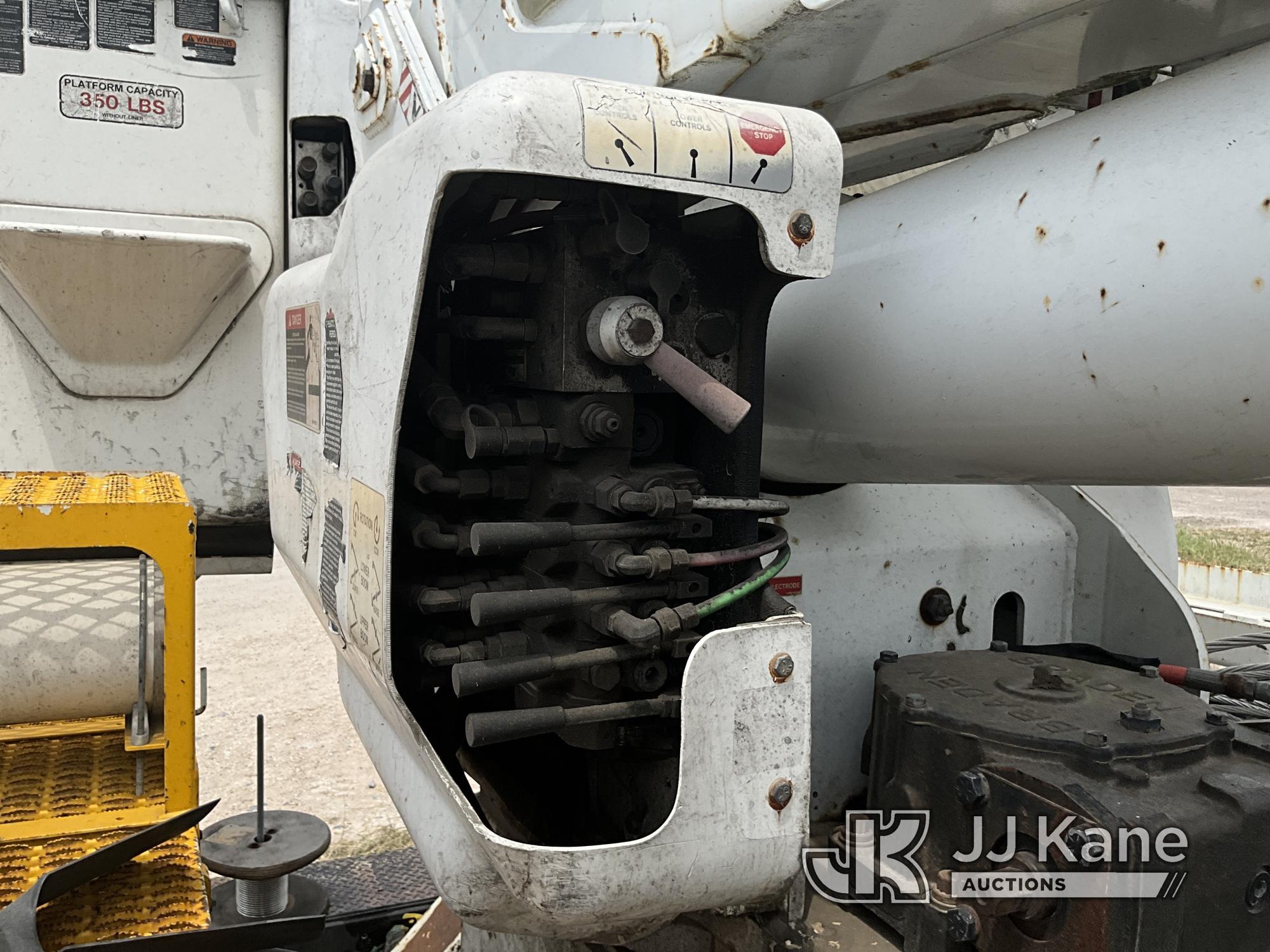 (Weslaco, TX) Altec AM55, Over-Center Material Handling Bucket Truck rear mounted on 2012 Internatio