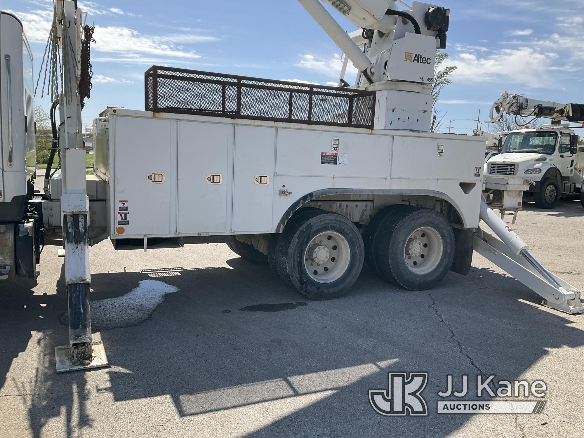 (Kansas City, MO) Altec D3060B-TR, Digger Derrick rear mounted on 2013 Freightliner M2 106 T/A Utili