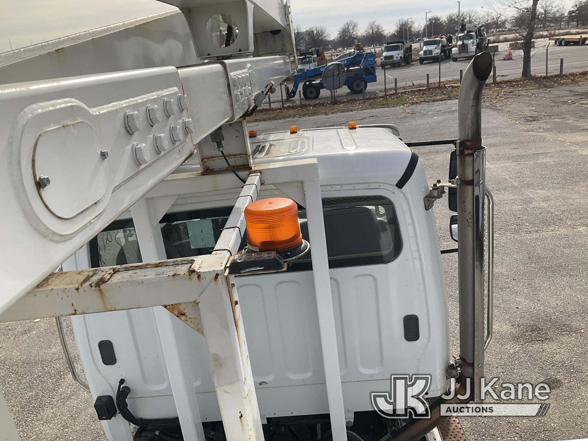 (Kansas City, MO) Versalift VST9000I, Articulating & Telescopic Material Handling Bucket Truck cente