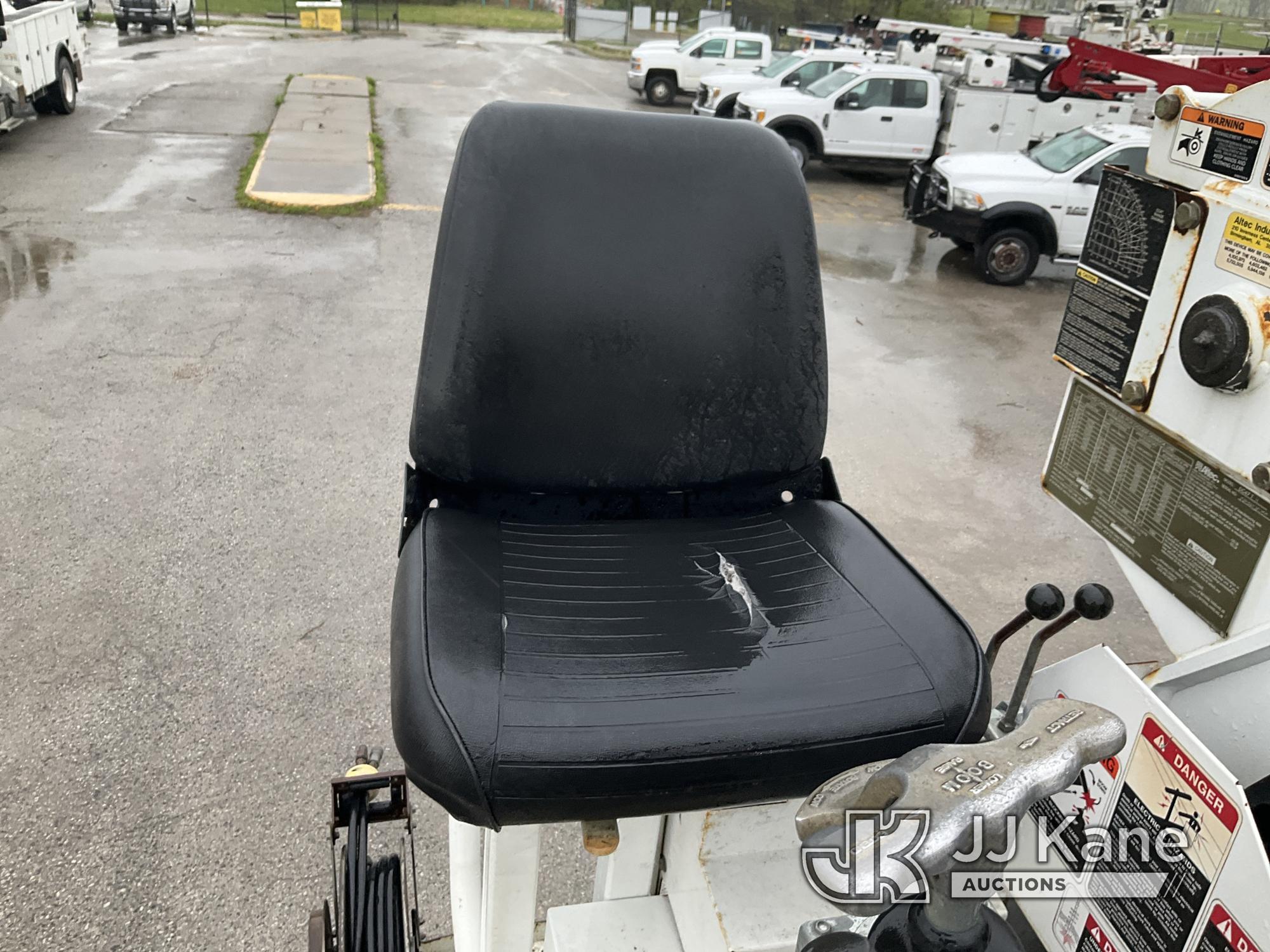 (Kansas City, MO) Altec DC47-TR, Digger Derrick rear mounted on 2014 Freightliner M2 106 Utility Tru