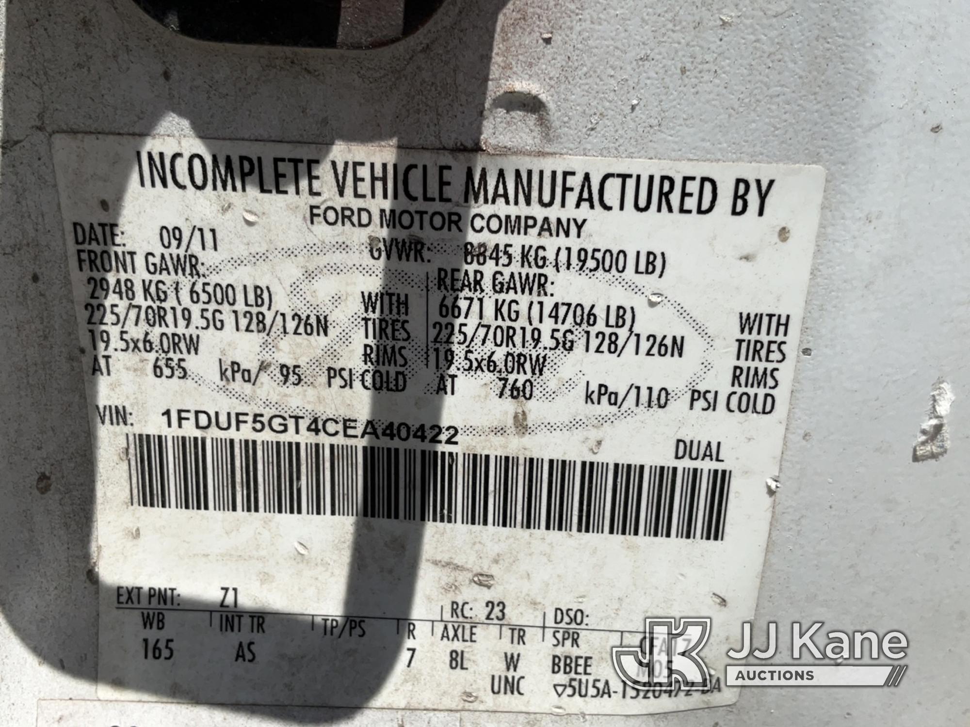 (Robert, LA) 2012 Ford F550 High Top Enclosed Service Truck Runs & Moves) (Jump to Start, Interior D