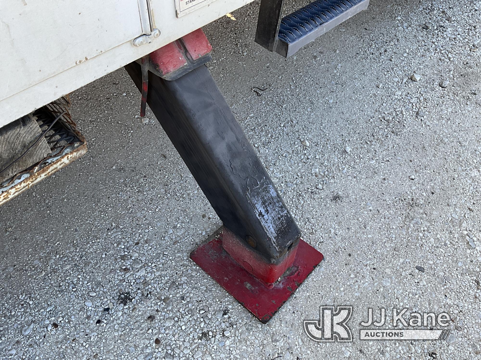 (San Antonio, TX) Terex/Telelect HiRanger 5FC-55, Bucket mounted behind cab on 2002 Ford F750 Utilit