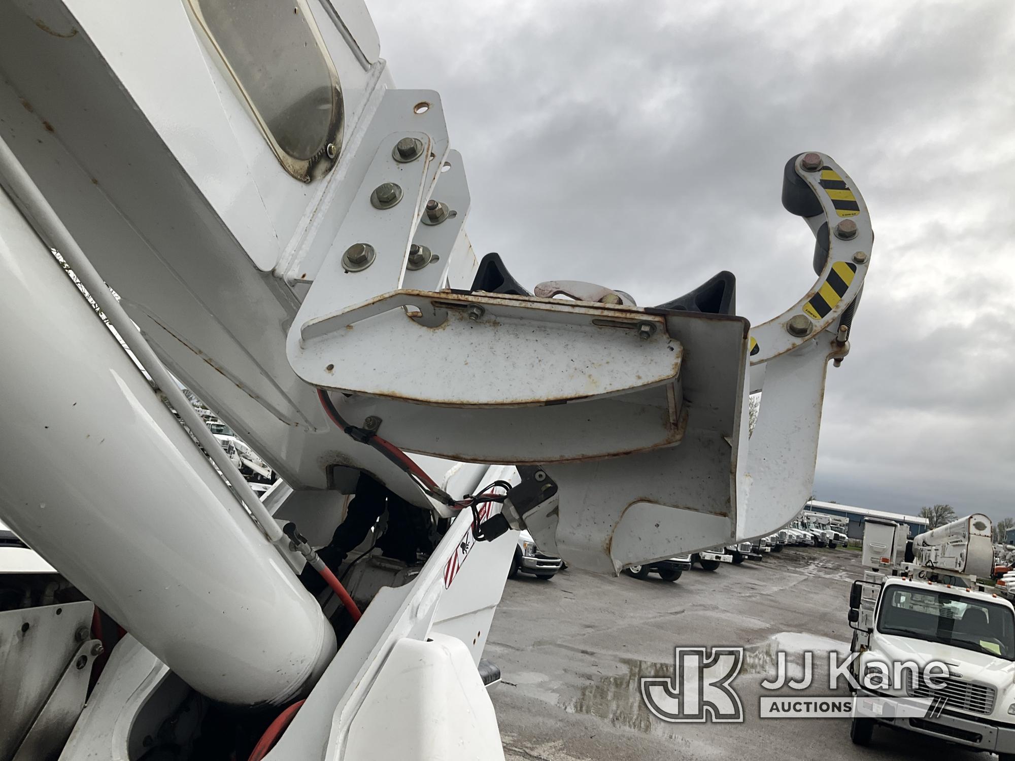 (Kansas City, MO) Altec AM55, Over-Center Material Handling Bucket rear mounted on 2017 Internationa