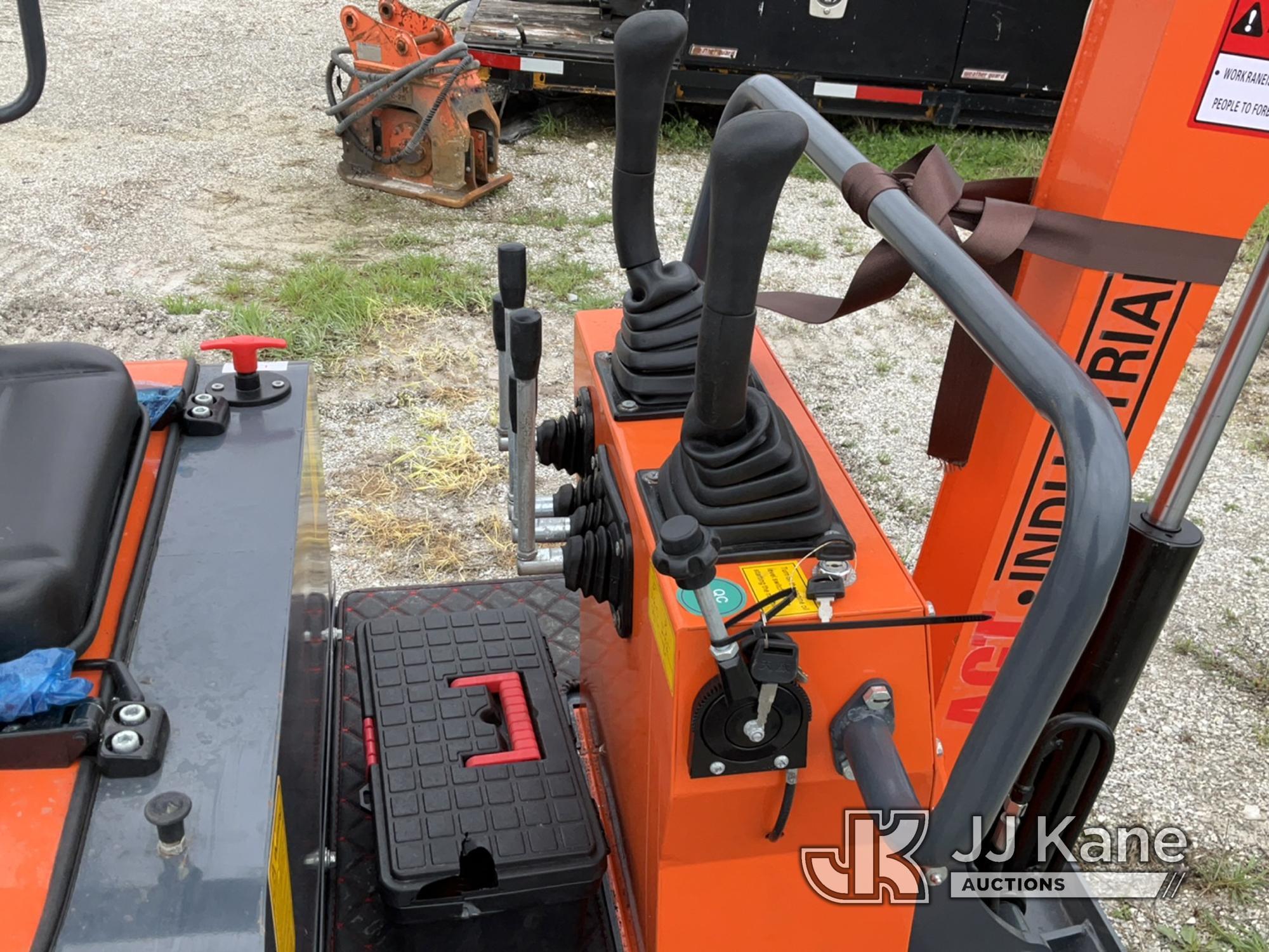 (Hawk Point, MO) 2024 AGT LH12R Mini Hydraulic Excavator New/Unused.