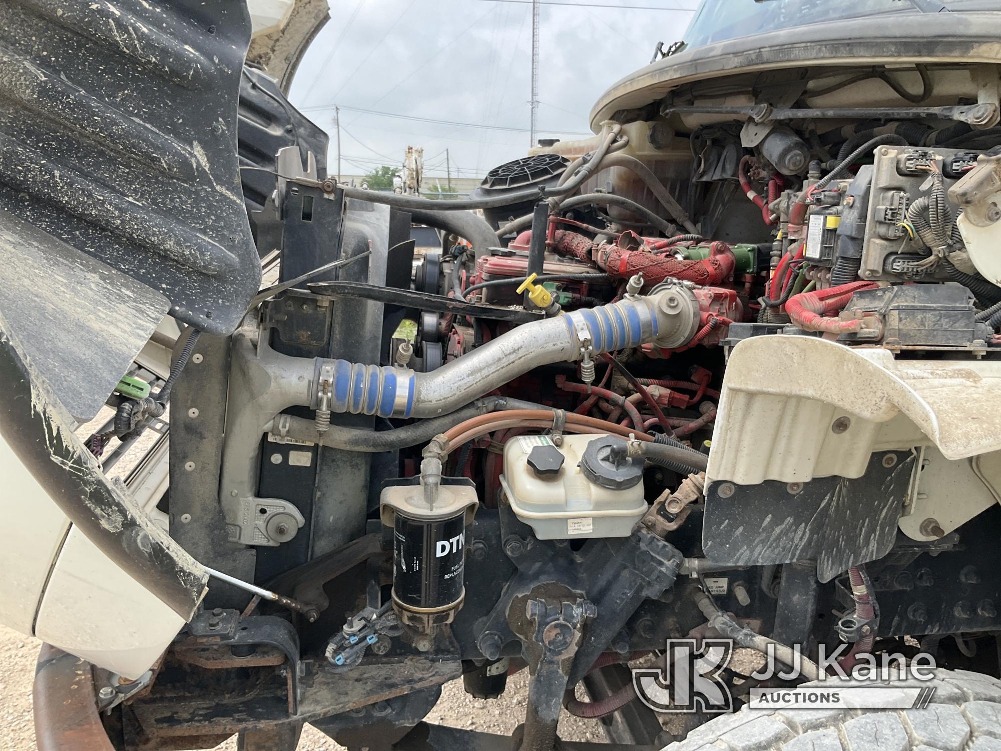 (Waxahachie, TX) Altec TA41M, Articulating & Telescopic Material Handling Bucket Truck mounted behin