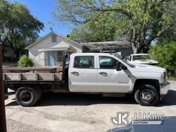 (San Antonio, TX) 2015 Chevrolet Silverado 2500HD Crew-Cab Flatbed Truck Runs & Moves) (Upper Oil Pa