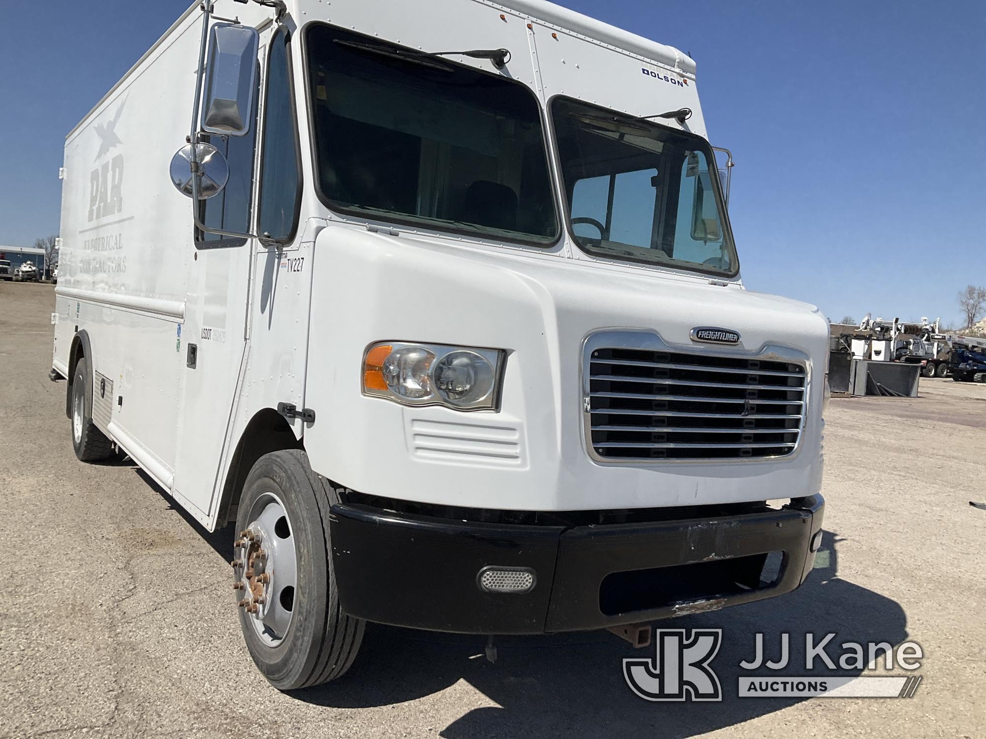 (Kansas City, MO) 2015 FREIGHTLINER MT45 Step Van Runs & Moves) (Jump to Start, Over Drive Is Out