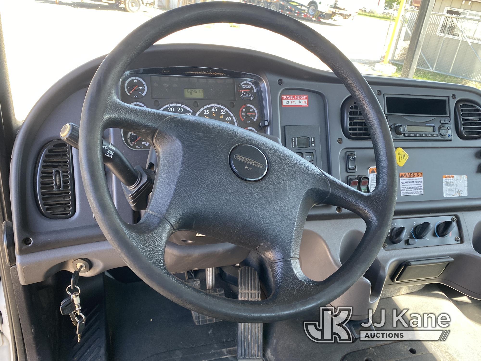 (South Beloit, IL) Altec LR760-E70, Over-Center Elevator Bucket Truck rear mounted on 2015 Freightli