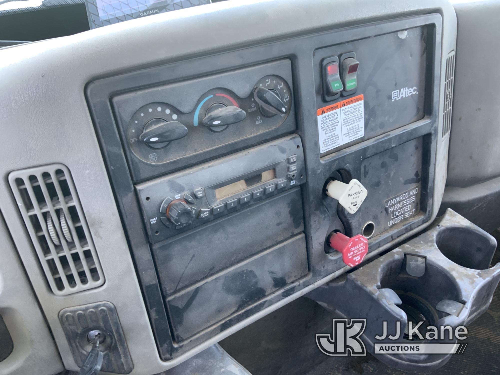 (Yukon, OK) Altec AA55E, Material Handling Bucket Truck rear mounted on 2013 International 4300 Dura