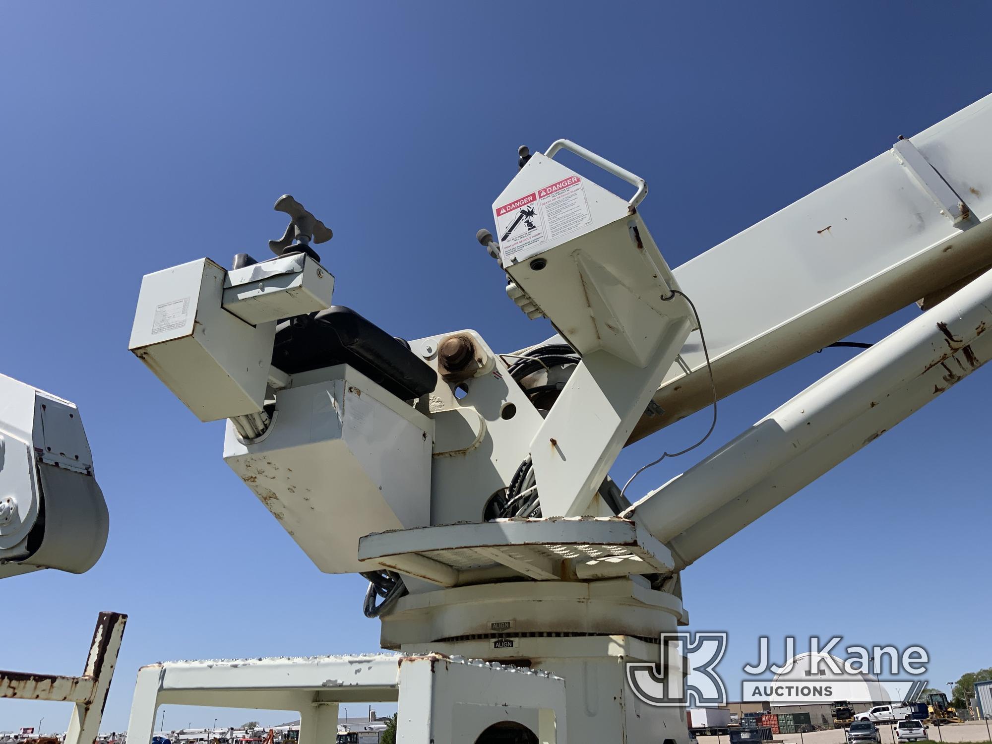 (Yukon, OK) Terex Commander 4045, Digger Derrick rear mounted on 2012 International 4300 DuraStar Ut