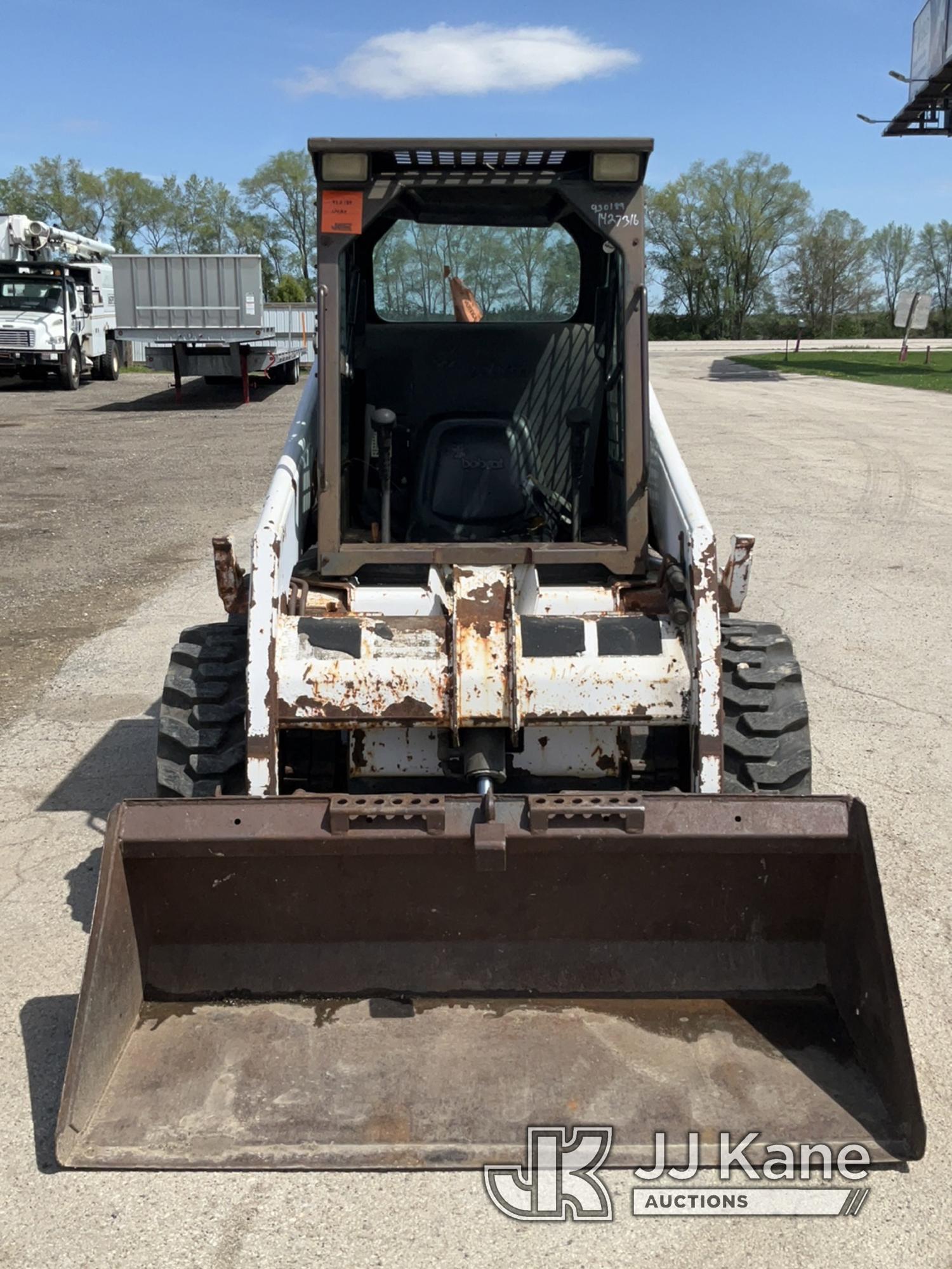 (South Beloit, IL) 1995 Bobcat 753 Rubber Tired Skid Steer Loader Runs, Moves, Operates) (Left Lift