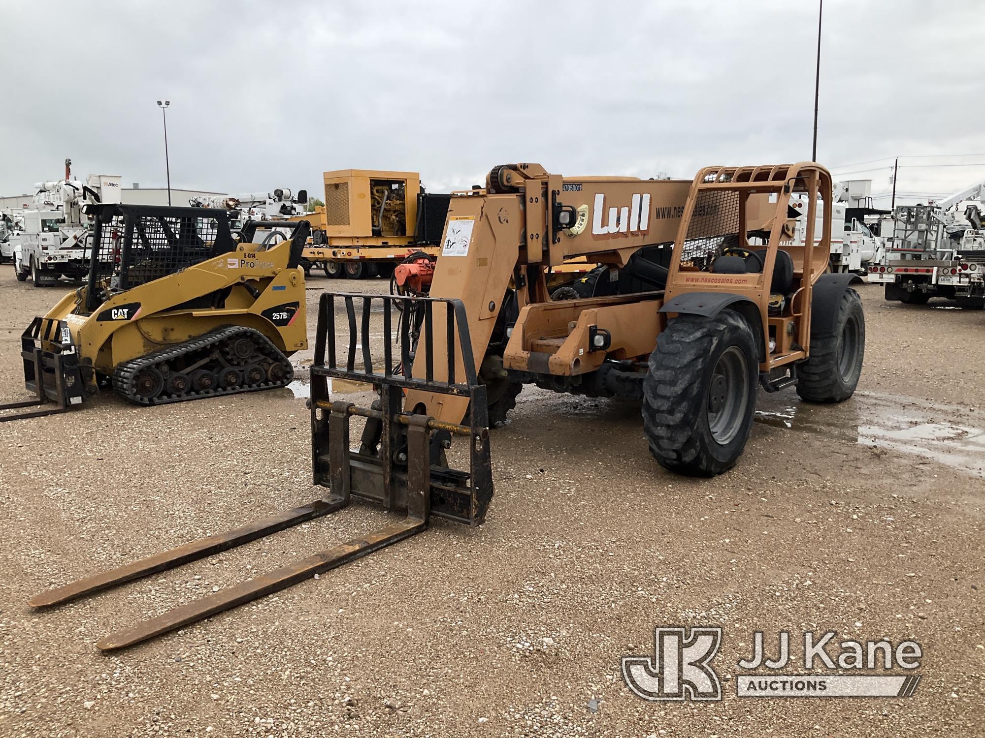 (Waxahachie, TX) 2003 Lull 944E42 Rough Terrain Telescopic Forklift Runs & Operates