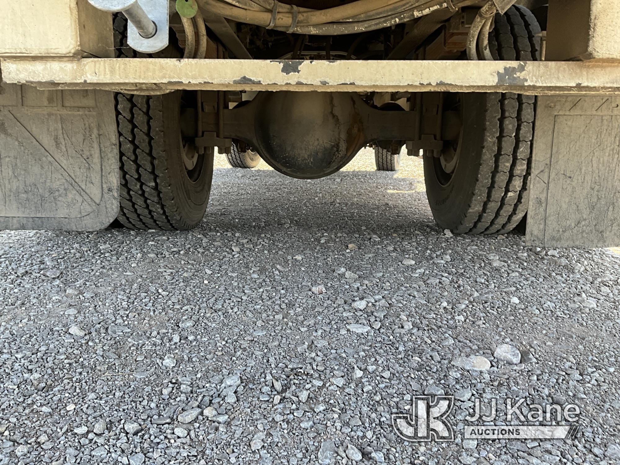 (El Paso, TX) Altec DM47TR, Digger Derrick rear mounted on 2008 International 7400 4x4 Utility Truck