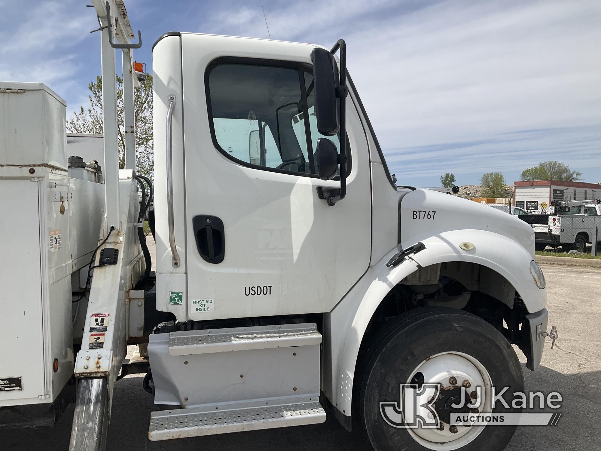 (Kansas City, MO) Altec AA55-MH, Over-Center Material Handling Bucket Truck rear mounted on 2014 Fre