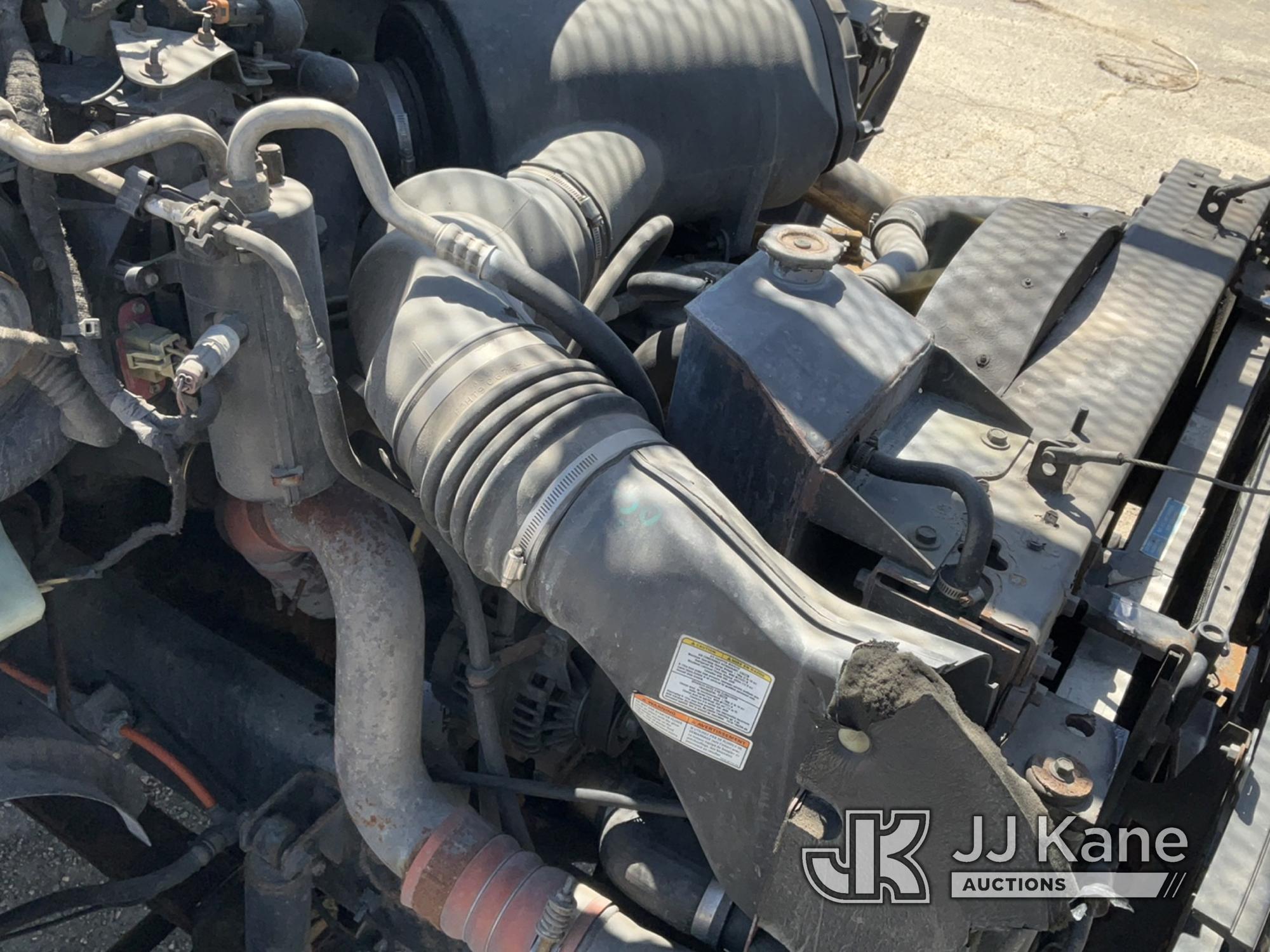 (South Beloit, IL) Altec LRV-60E70, Over-Center Elevator Bucket Truck rear mounted on 2006 Ford F750