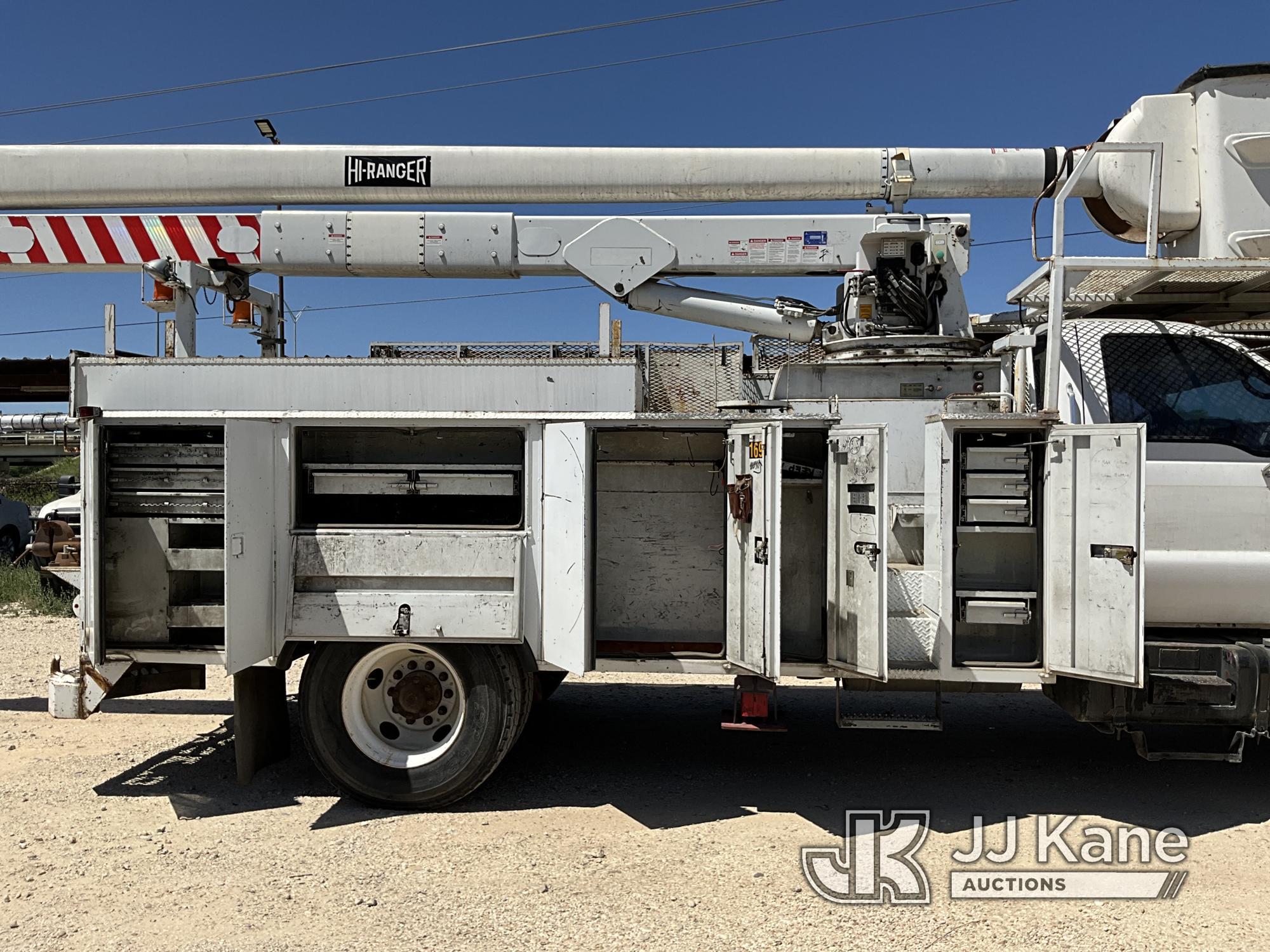 (San Antonio, TX) HiRanger 5FC-55, Bucket mounted behind cab on 2001 Ford F750 Utility Truck Runs &