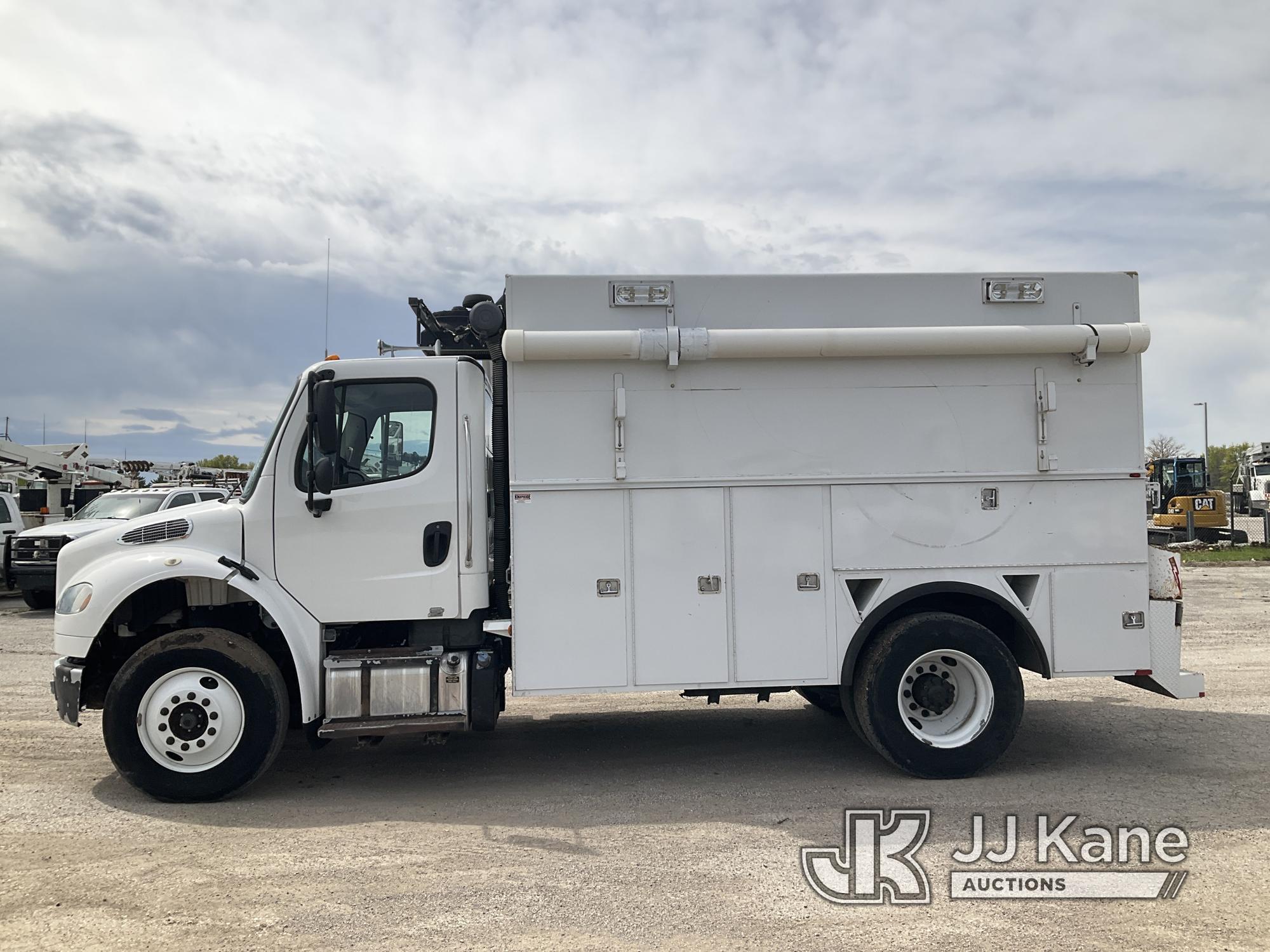 (Kansas City, MO) 2015 Freightliner M2106 Service Truck Runs & Moves) (Check Engine Light On