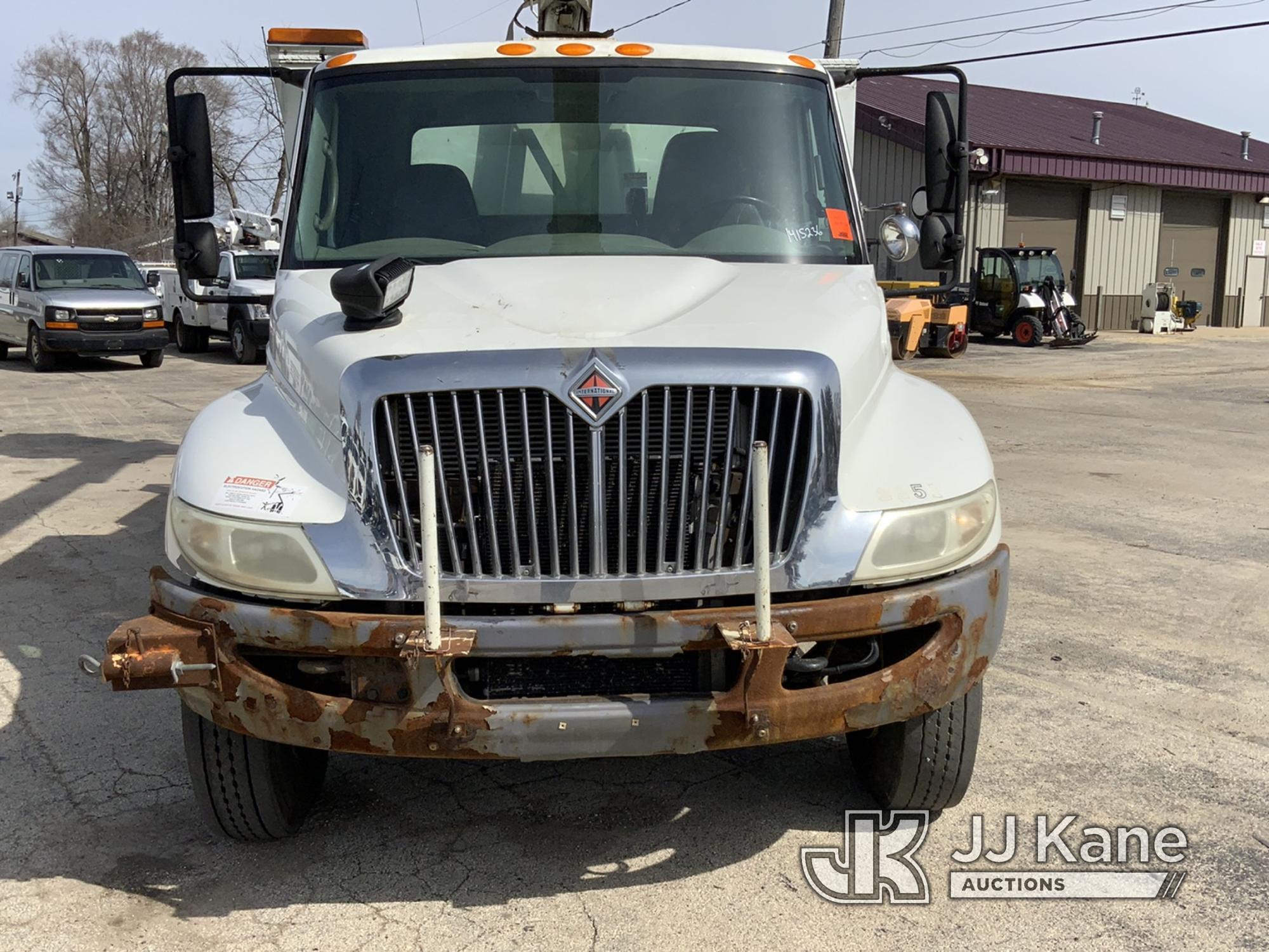 (South Beloit, IL) HiRanger TCX-55, Articulating & Telescopic Bucket Truck mounted on 2011 Internati