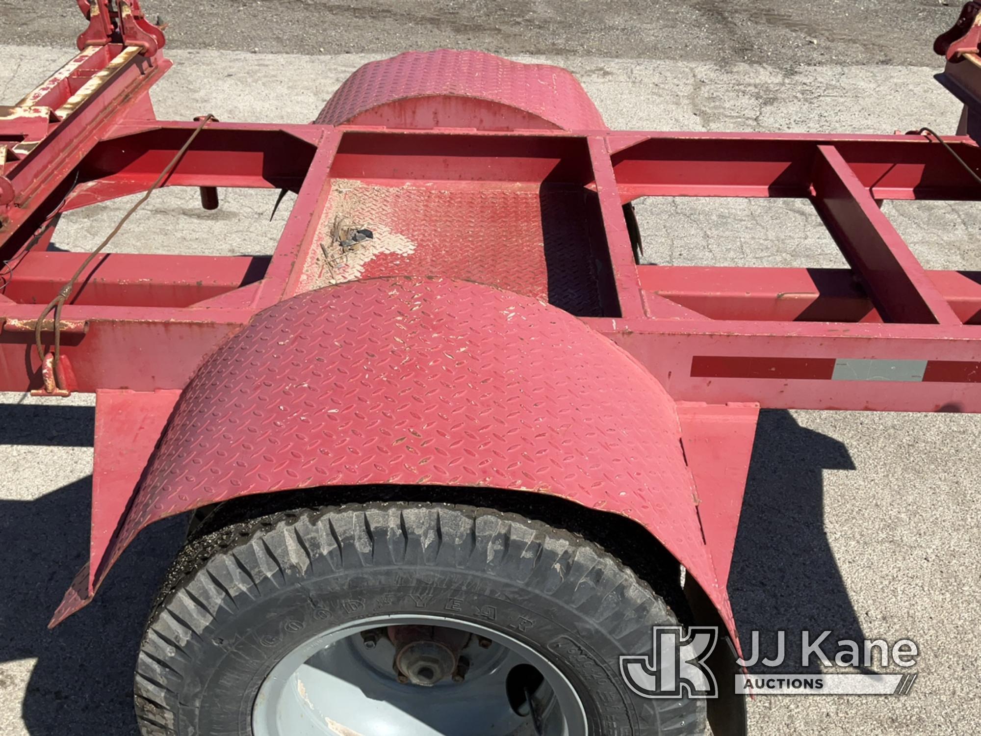 (South Beloit, IL) 1987 Butler S/A Extendable Pole Trailer Rust Damage