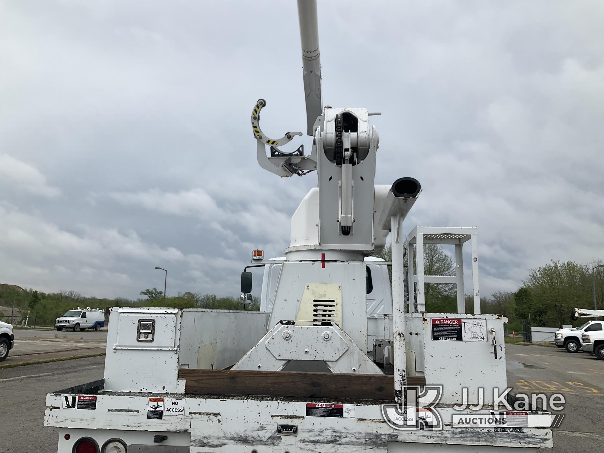 (Kansas City, MO) Altec AM55, Over-Center Material Handling Bucket rear mounted on 2017 Internationa