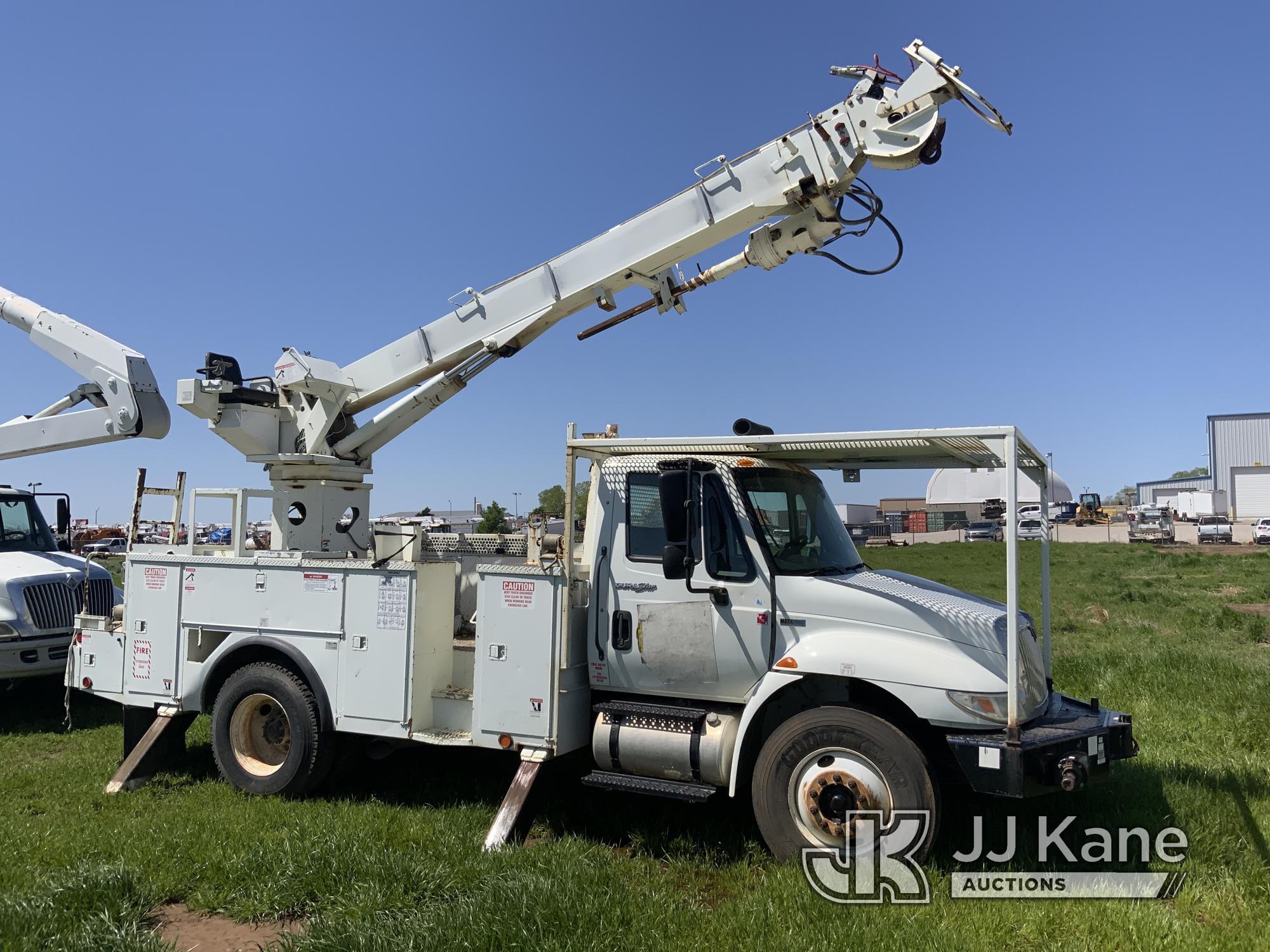 (Yukon, OK) Terex Commander 4045, Digger Derrick rear mounted on 2012 International 4300 DuraStar Ut