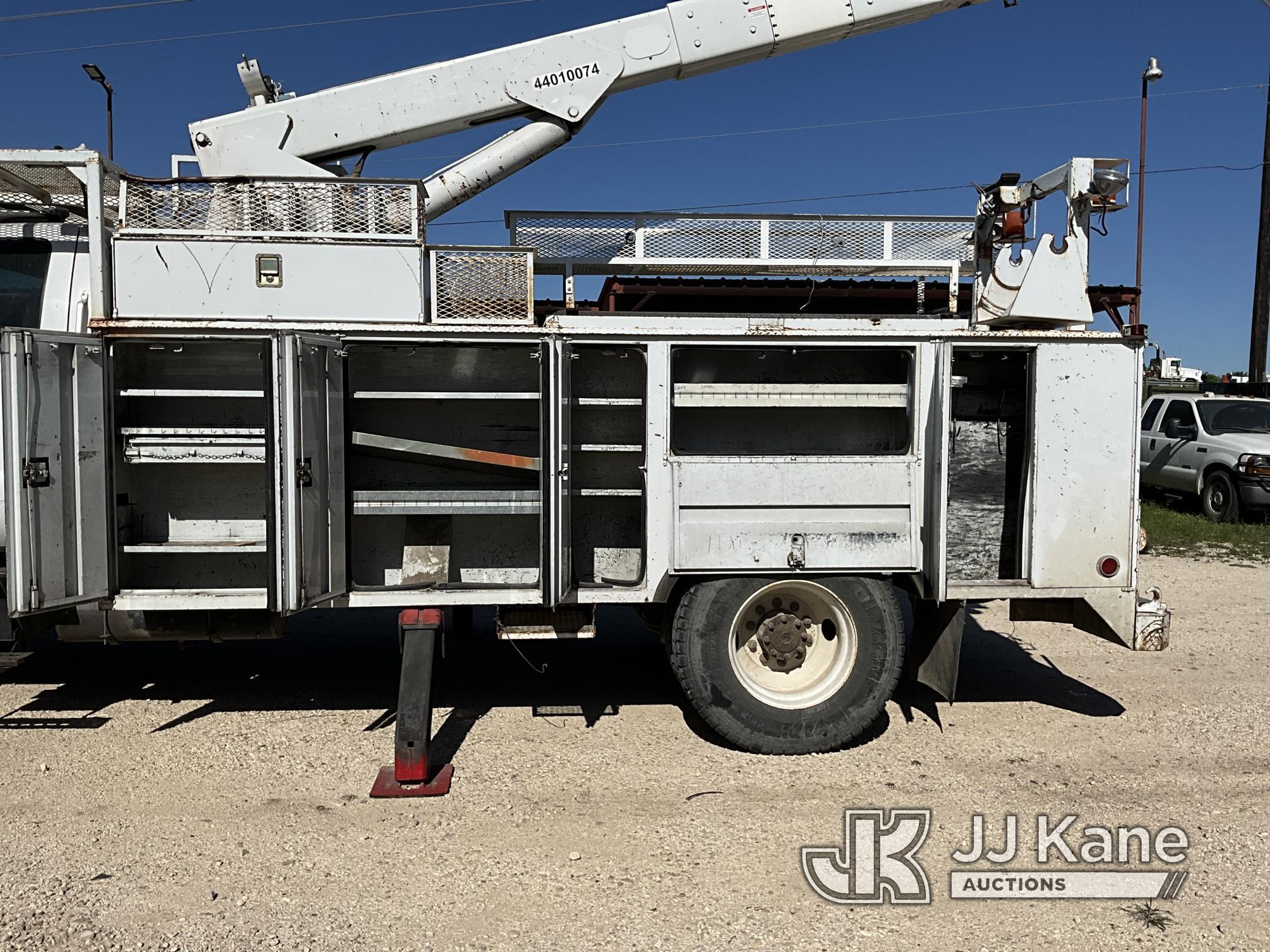 (San Antonio, TX) Terex/Telelect HiRanger 5FC-55, Bucket mounted behind cab on 2002 Ford F750 Utilit