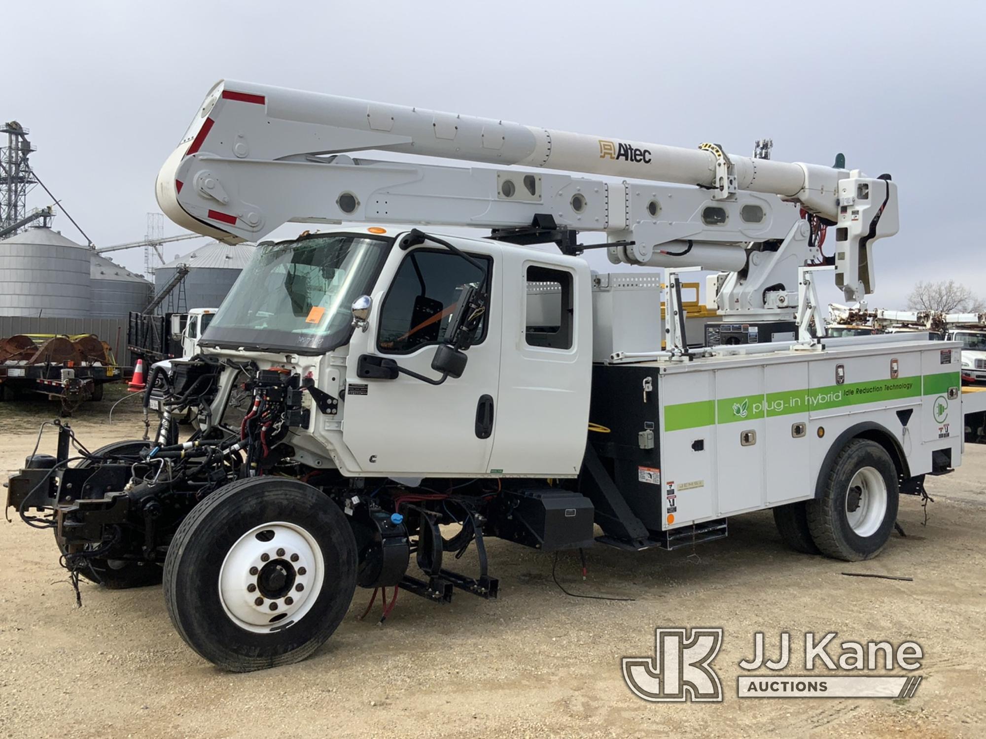 (South Beloit, IL) Altec AN46E-OC, Material Handling Bucket rear mounted on 2020 International MV607