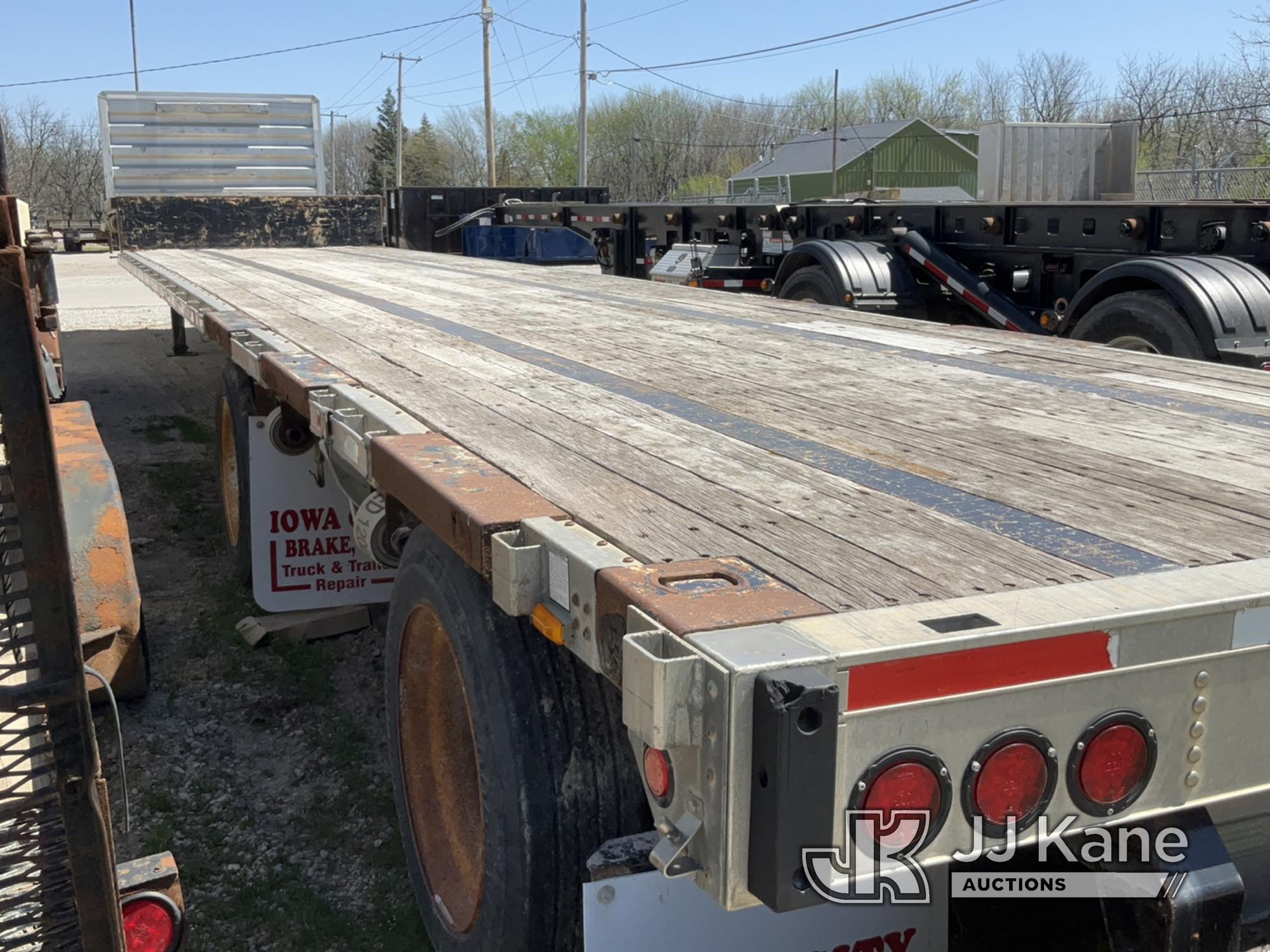 (Des Moines, IA) 2009 Great Dane 50ft GPD-0024-00099 Drop-Deck Flatbed Trailer Seller States: Will N