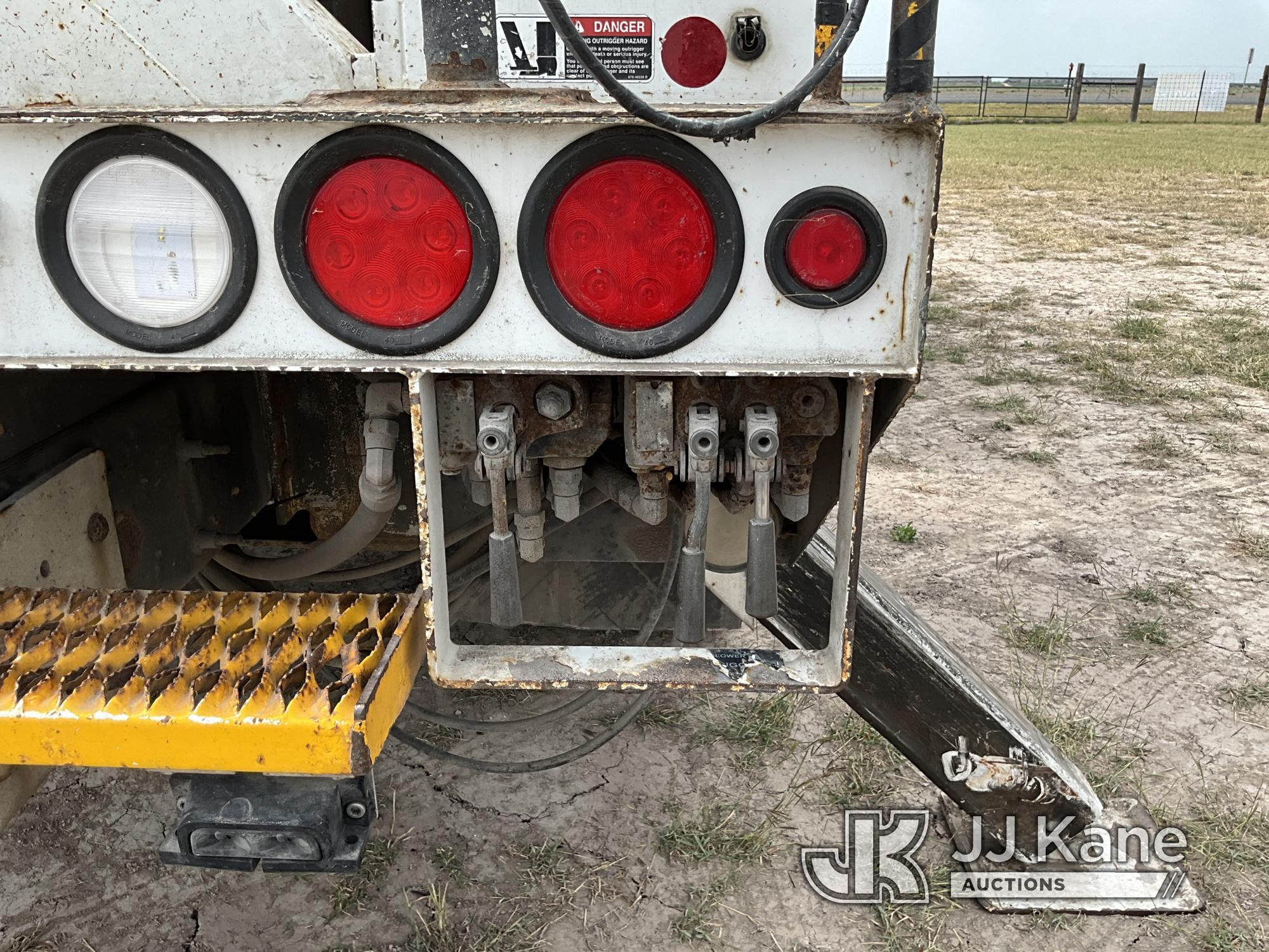 (Weslaco, TX) Altec AM55, Over-Center Material Handling Bucket Truck rear mounted on 2012 Internatio